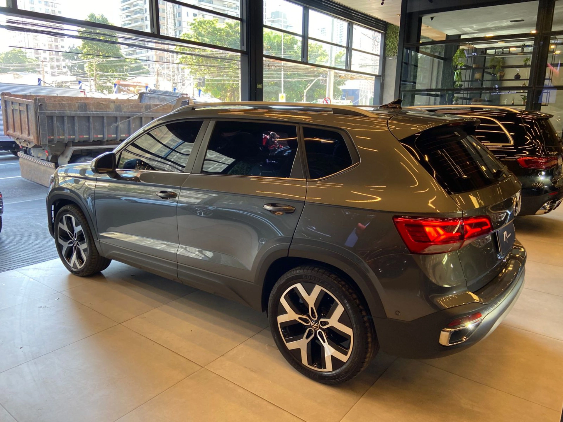 volkswagen TAOS 1.4 250 TSI TOTAL FLEX HIGHLINE AUTOMÁTICO 2023