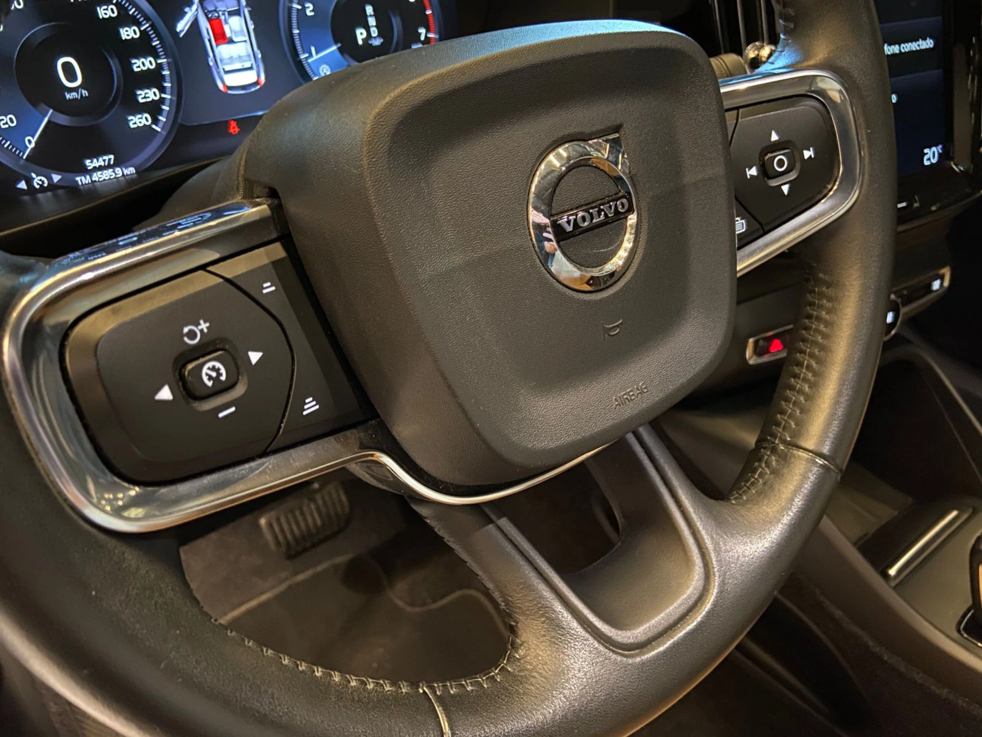 volvo XC40 2.0 T5 GASOLINA MOMENTUM AWD GEARTRONIC 2019