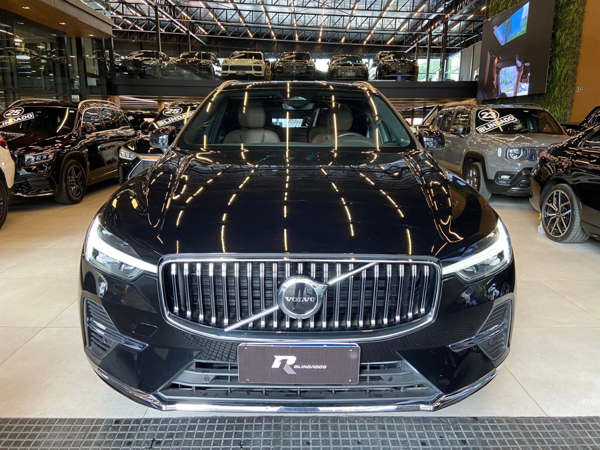 volvo XC60 2.0 T8 RECHARGE PLUS AWD GEARTRONIC 2023