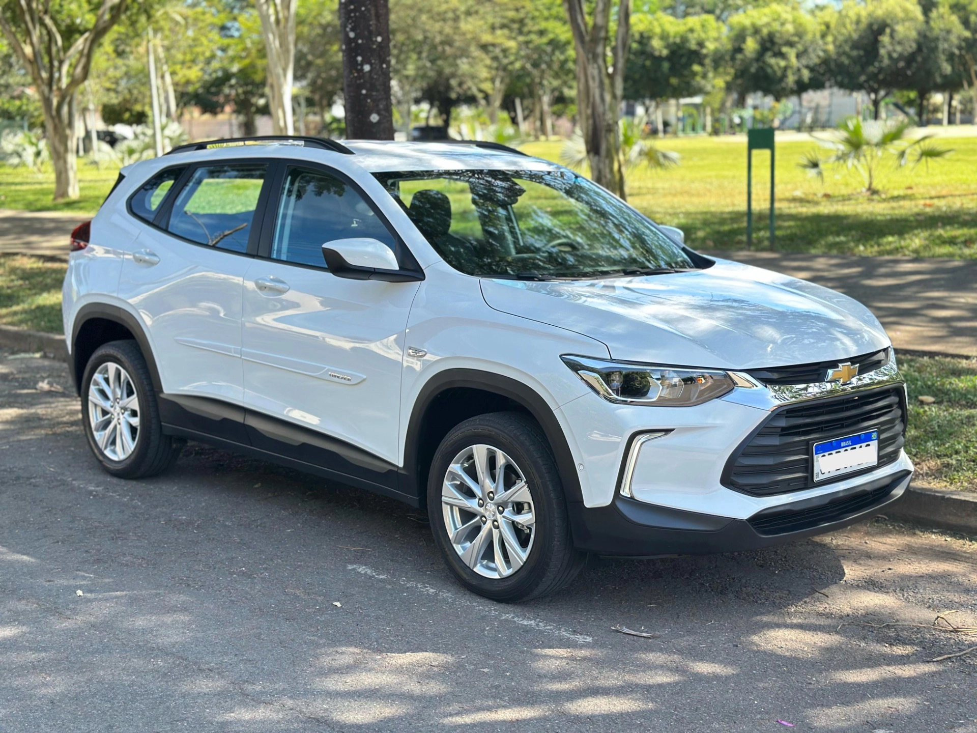 CHEVROLET TRACKER