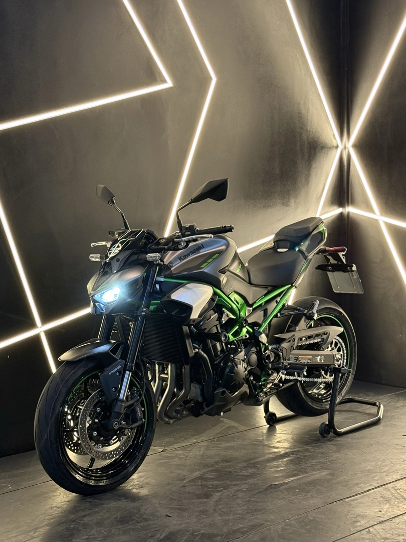 KAWASAKI Z900 Naked