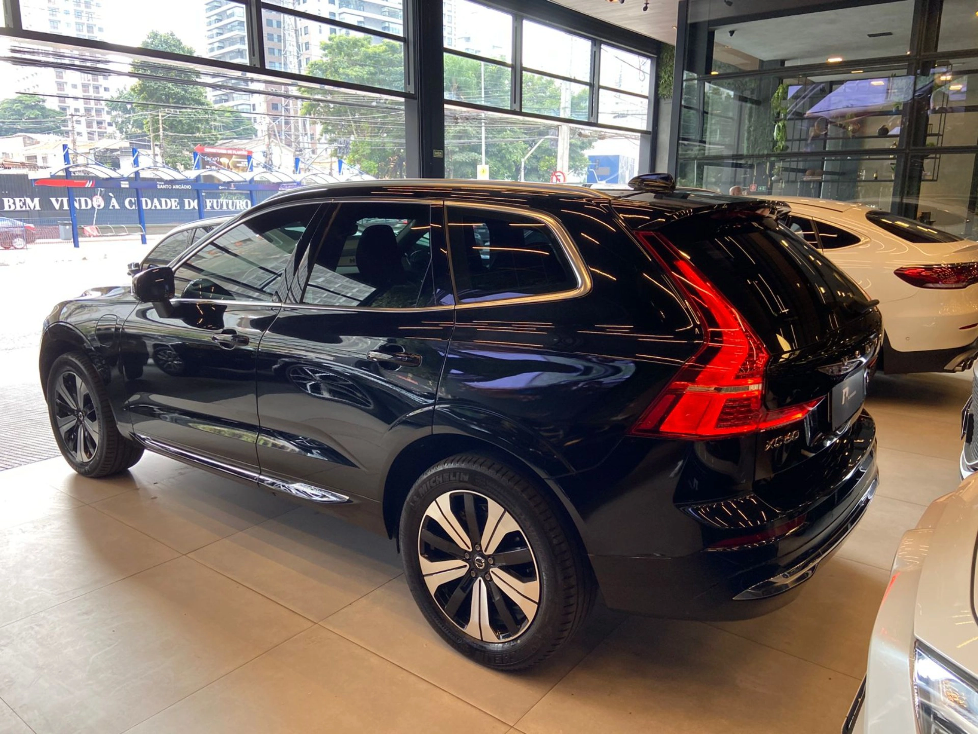 volvo XC60 2.0 T8 RECHARGE PLUS AWD GEARTRONIC 2023