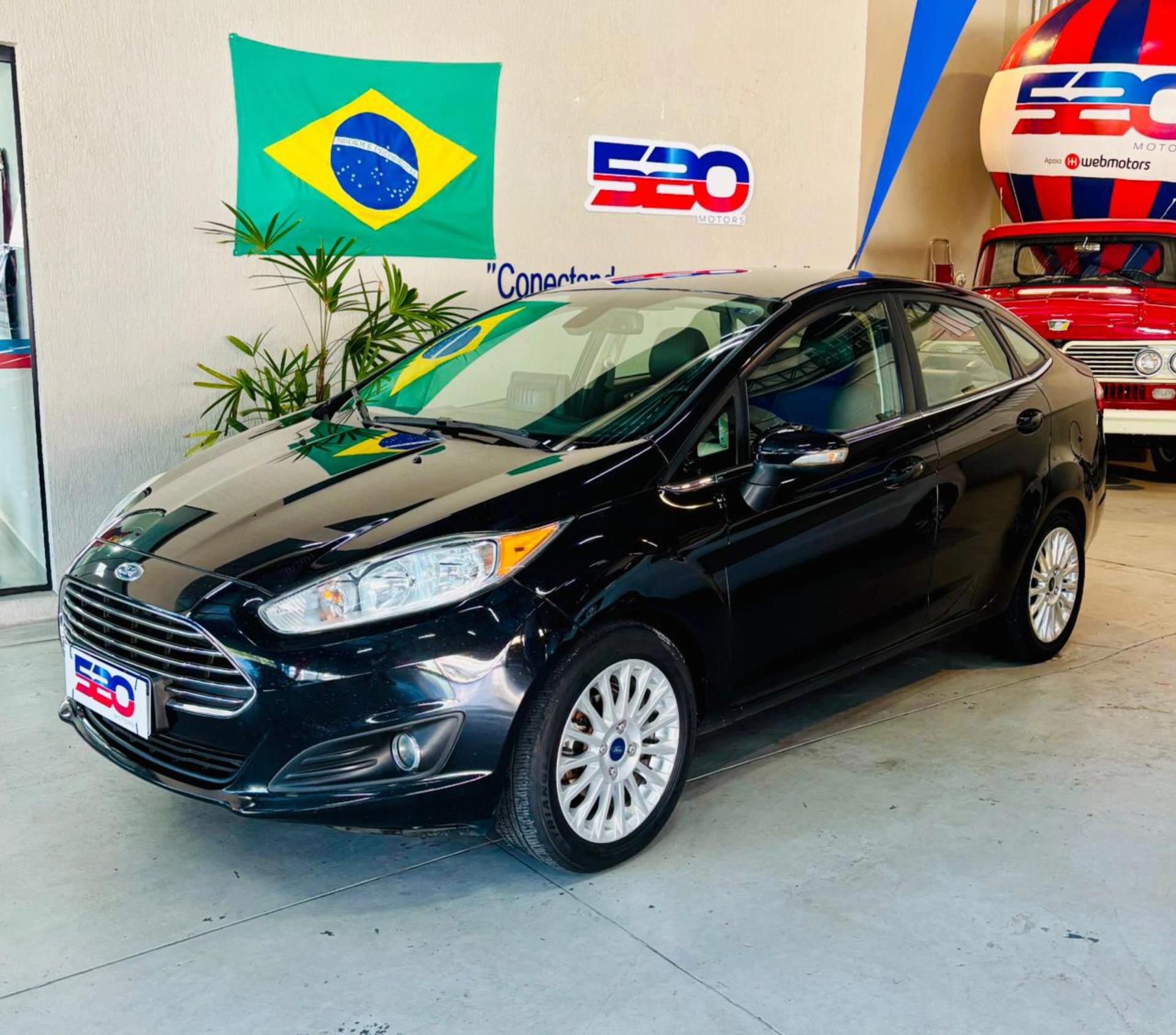 FORD FIESTA 1.6 TITANIUM SEDAN 16V FLEX 4P POWERSHIFT