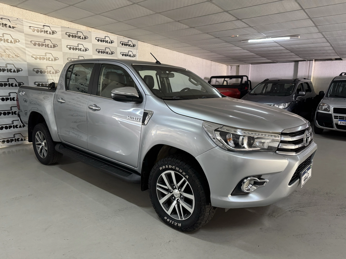 TOYOTA HILUX 2.8 SRX 4X4 CD 16V DIESEL 4P AUTOMÁTICO