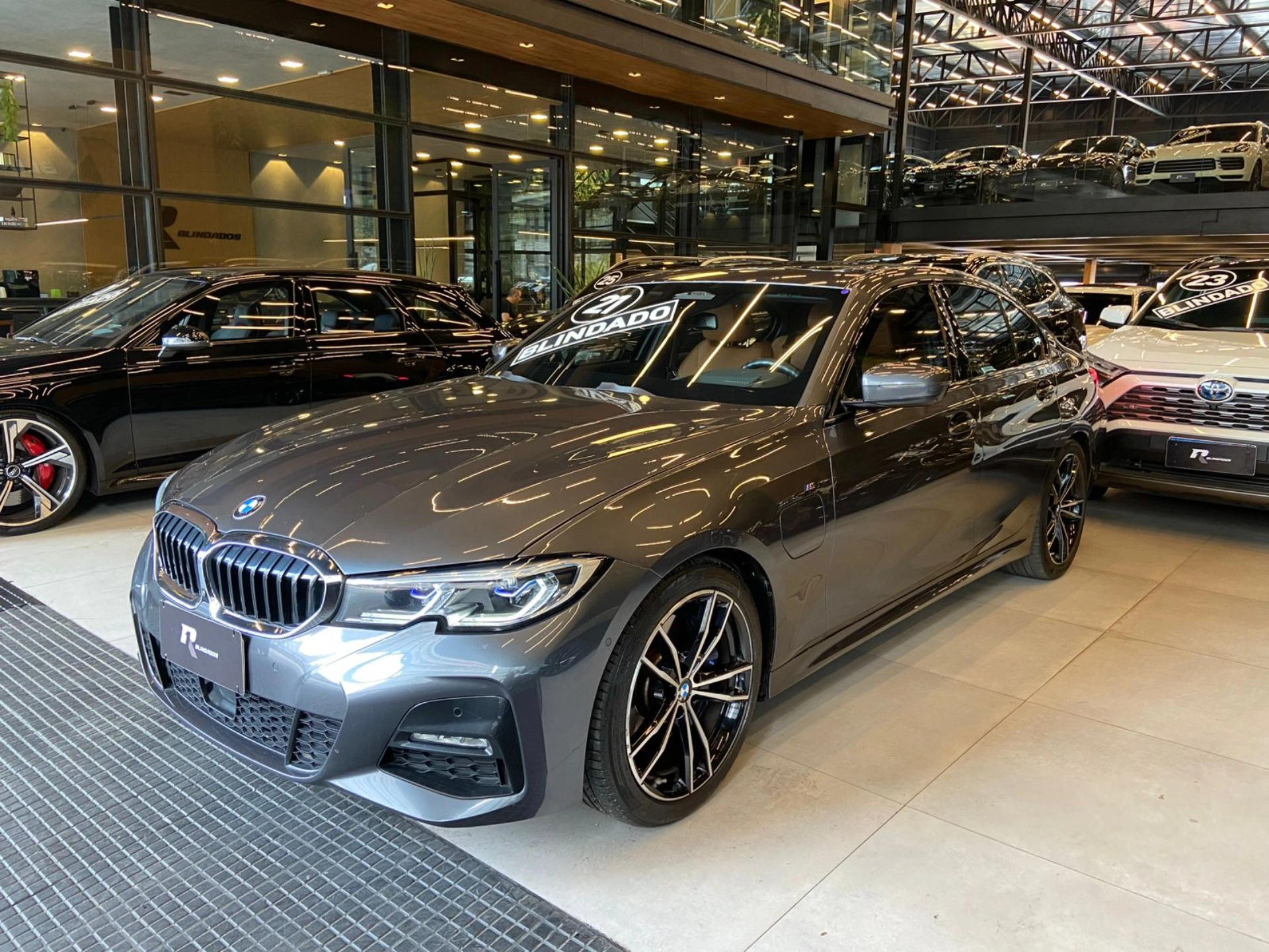 bmw 330E 2.0 16V TURBO HÍBRIDO M SPORT AUTOMÁTICO 2021