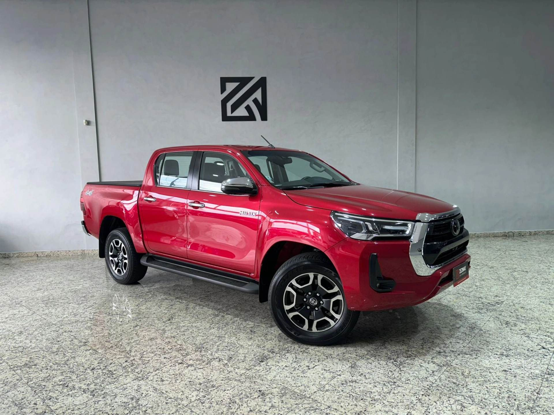 TOYOTA HILUX 2.8 D-4D TURBO DIESEL CD SRX 4X4 AUTOMÁTICO