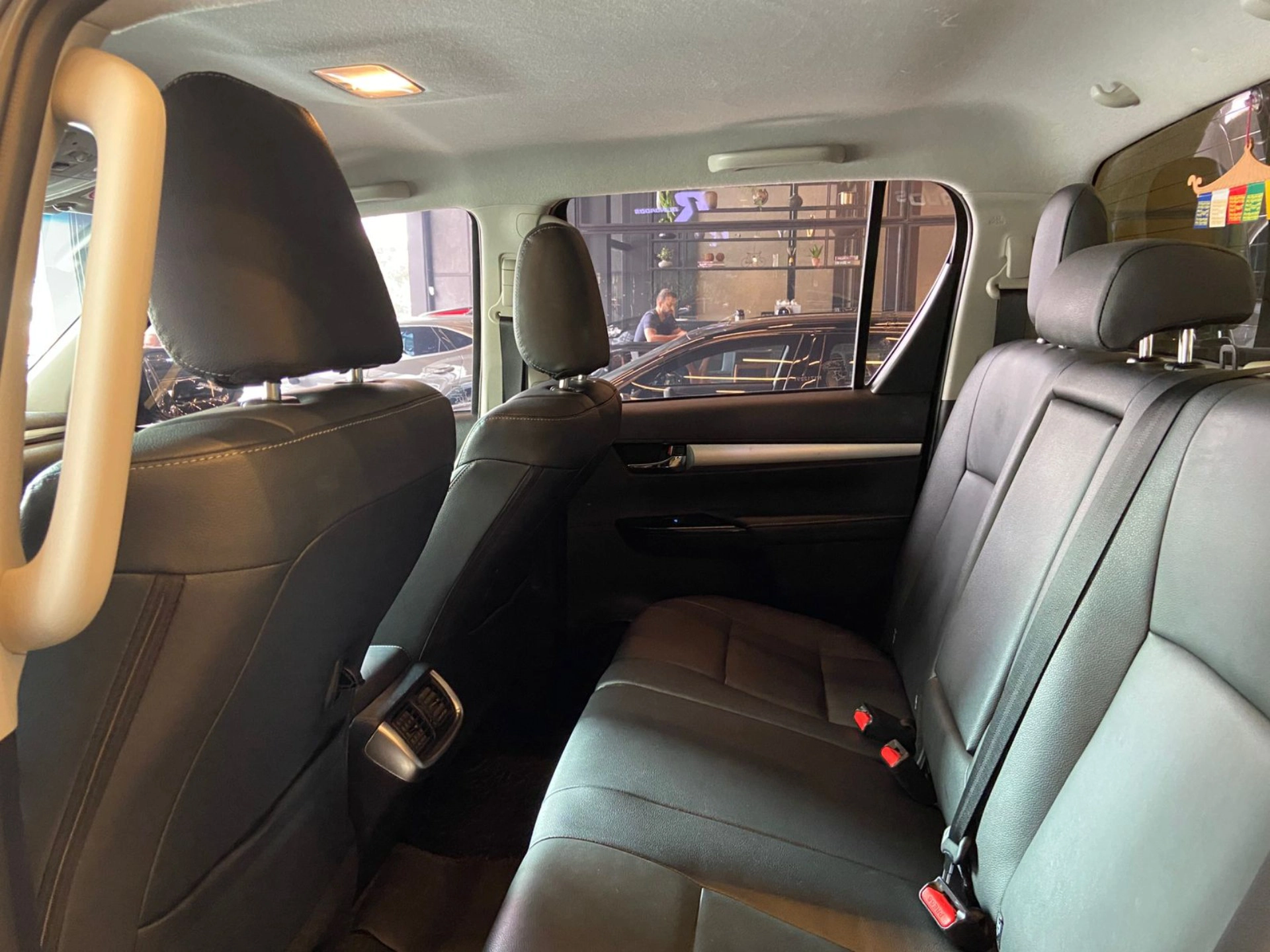 toyota HILUX 2.8 D-4D TURBO DIESEL CD SRV 4X4 AUTOMÁTICO 2022