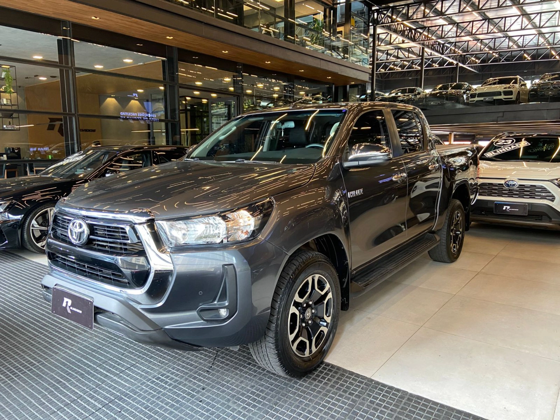 toyota HILUX 2.8 D-4D TURBO DIESEL CD SRV 4X4 AUTOMÁTICO 2022 toyota HILUX 2.8 D-4D TURBO DIESEL CD SRV 4X4 AUTOMÁTICO 2022