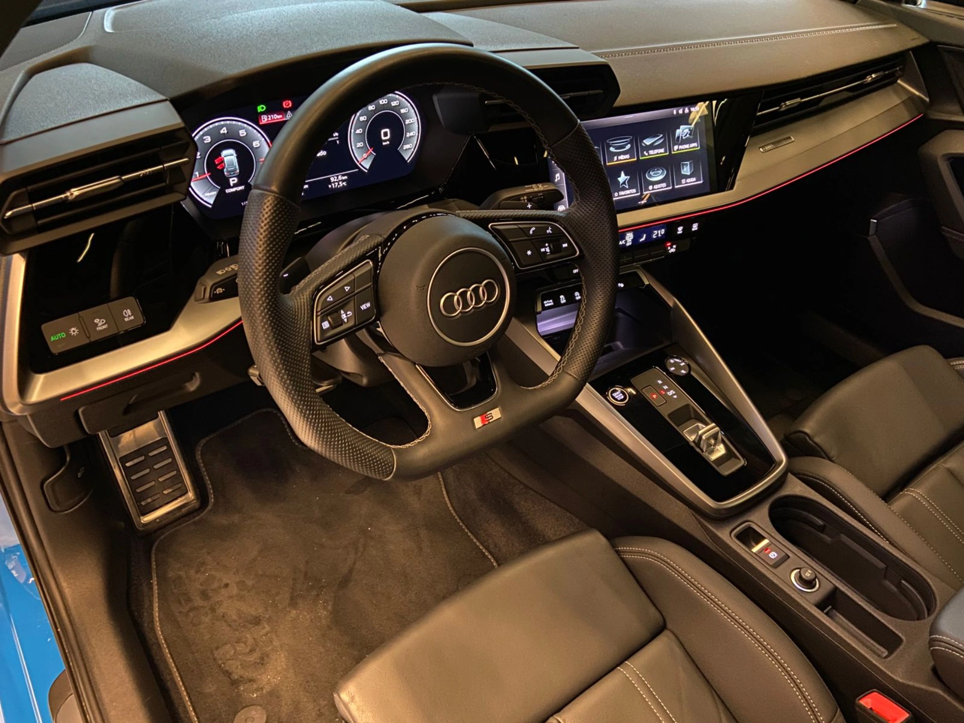 audi A3 2.0 40 TFSI MHEV SPORTBACK PERFORMANCE BLACK S-TRONIC 2024