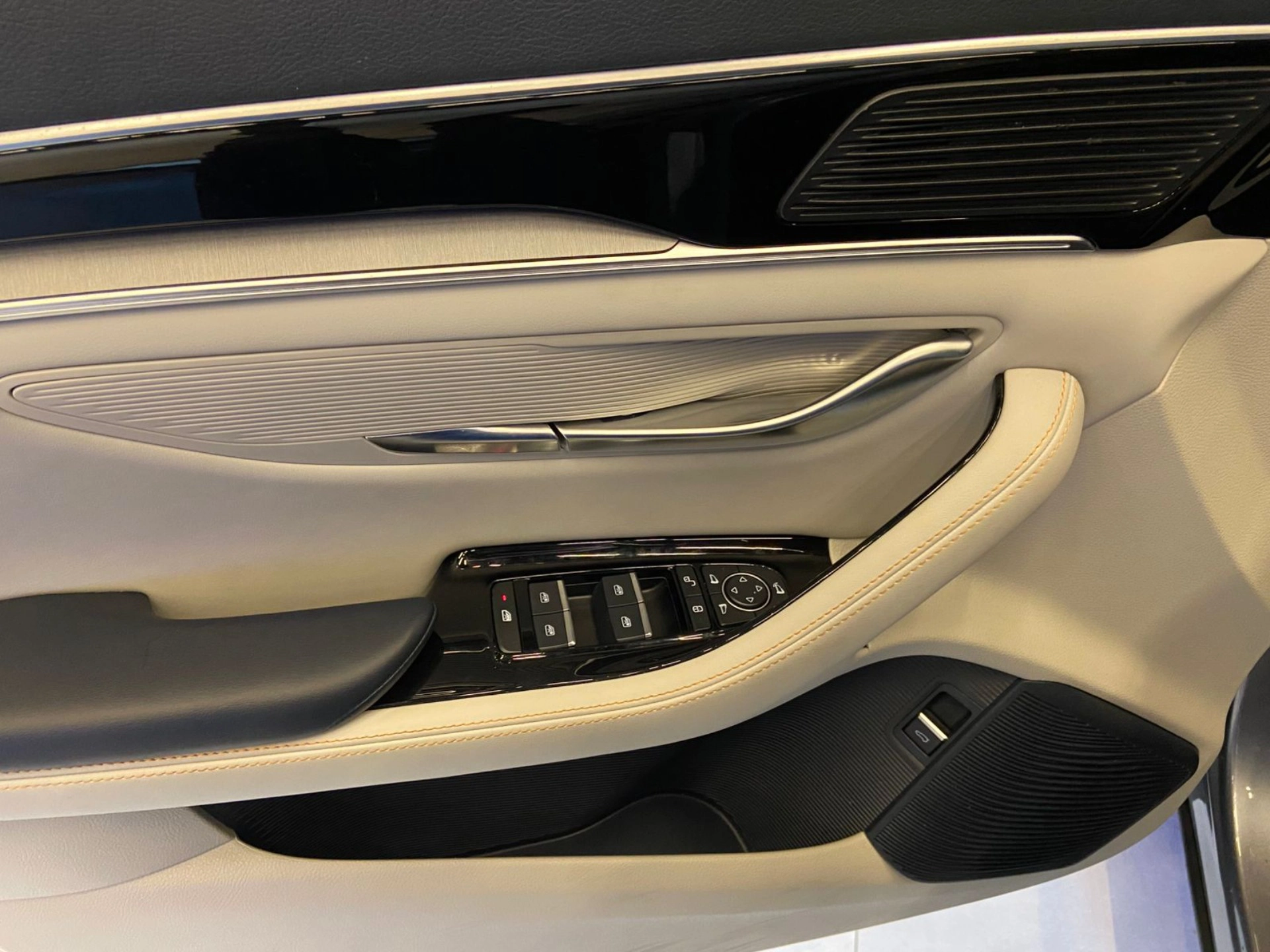 byd SONG PLUS 1.5 DM-I HÍBRIDO AUTOMÁTICO 2025