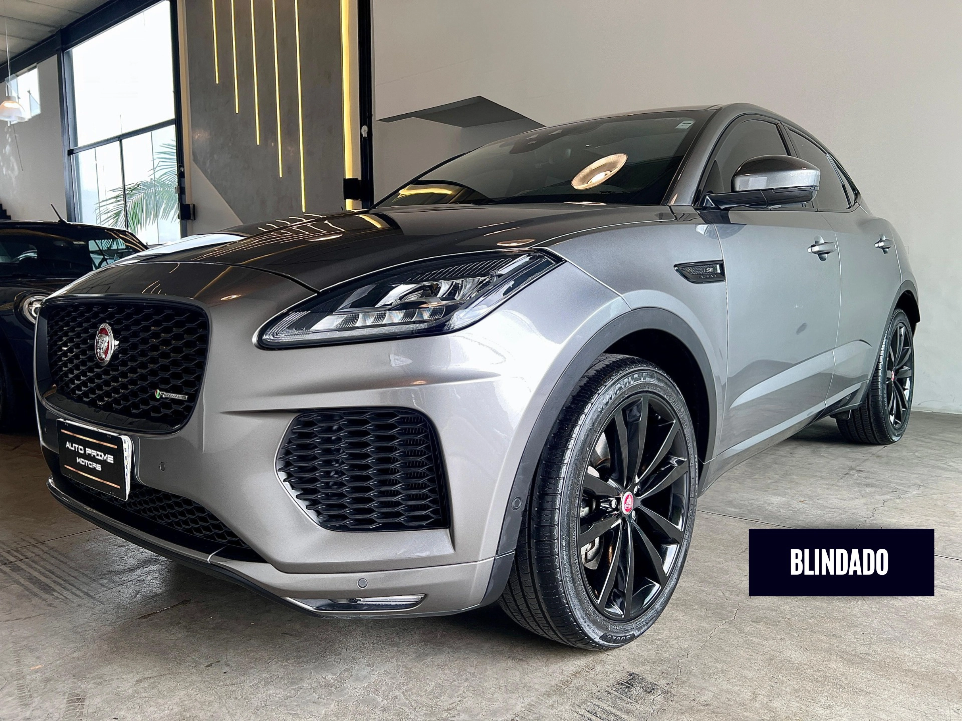 JAGUAR E-PACE 2.0 16V P300 GASOLINA R-DYNAMIC SE AWD AUTOMÁTICO
