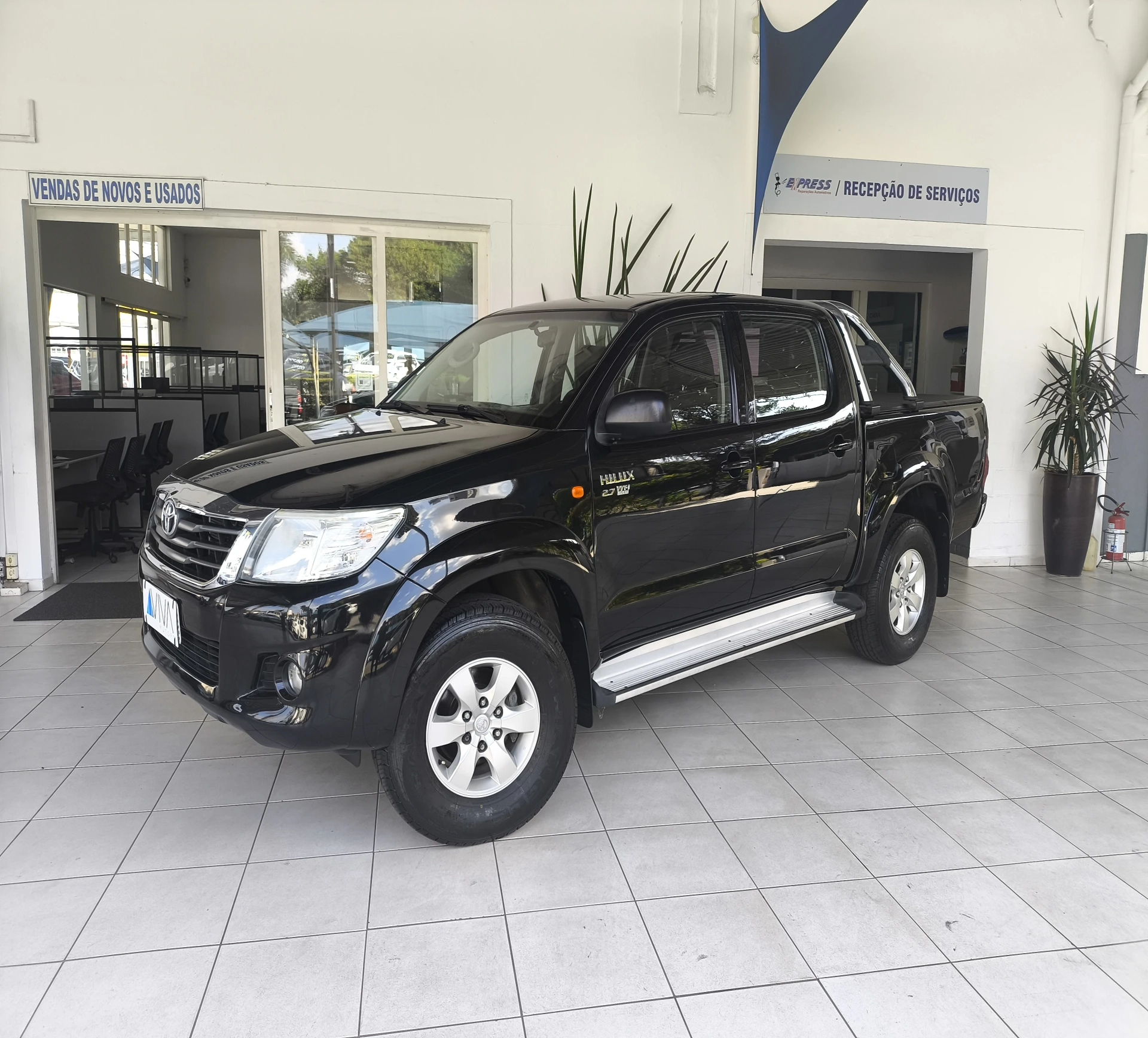 TOYOTA HILUX 2.7 SR 4X2 CD 16V FLEX 4P AUTOMÁTICO