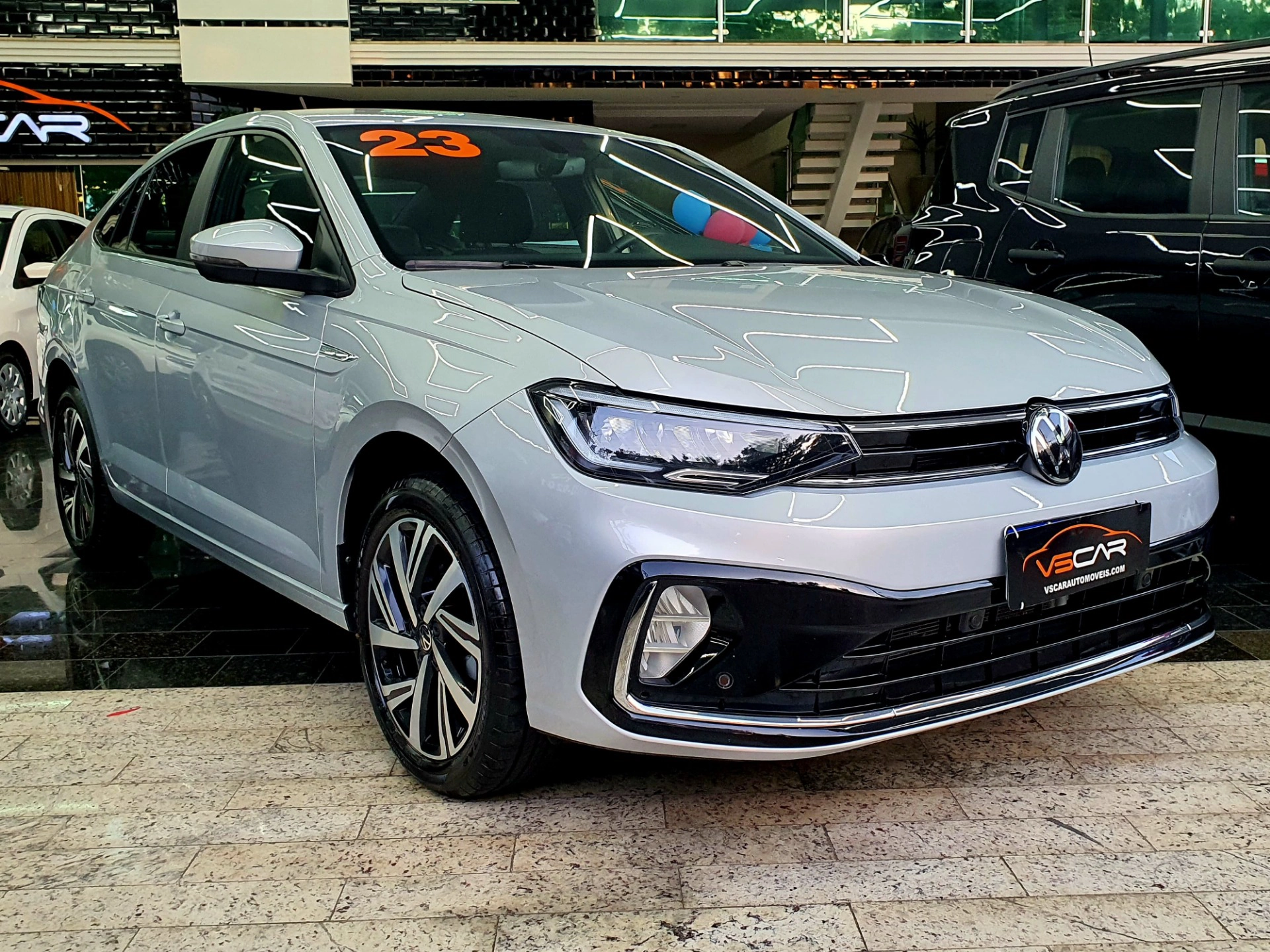 VOLKSWAGEN VIRTUS 1.0 200 TSI HIGHLINE AUTOMÁTICO