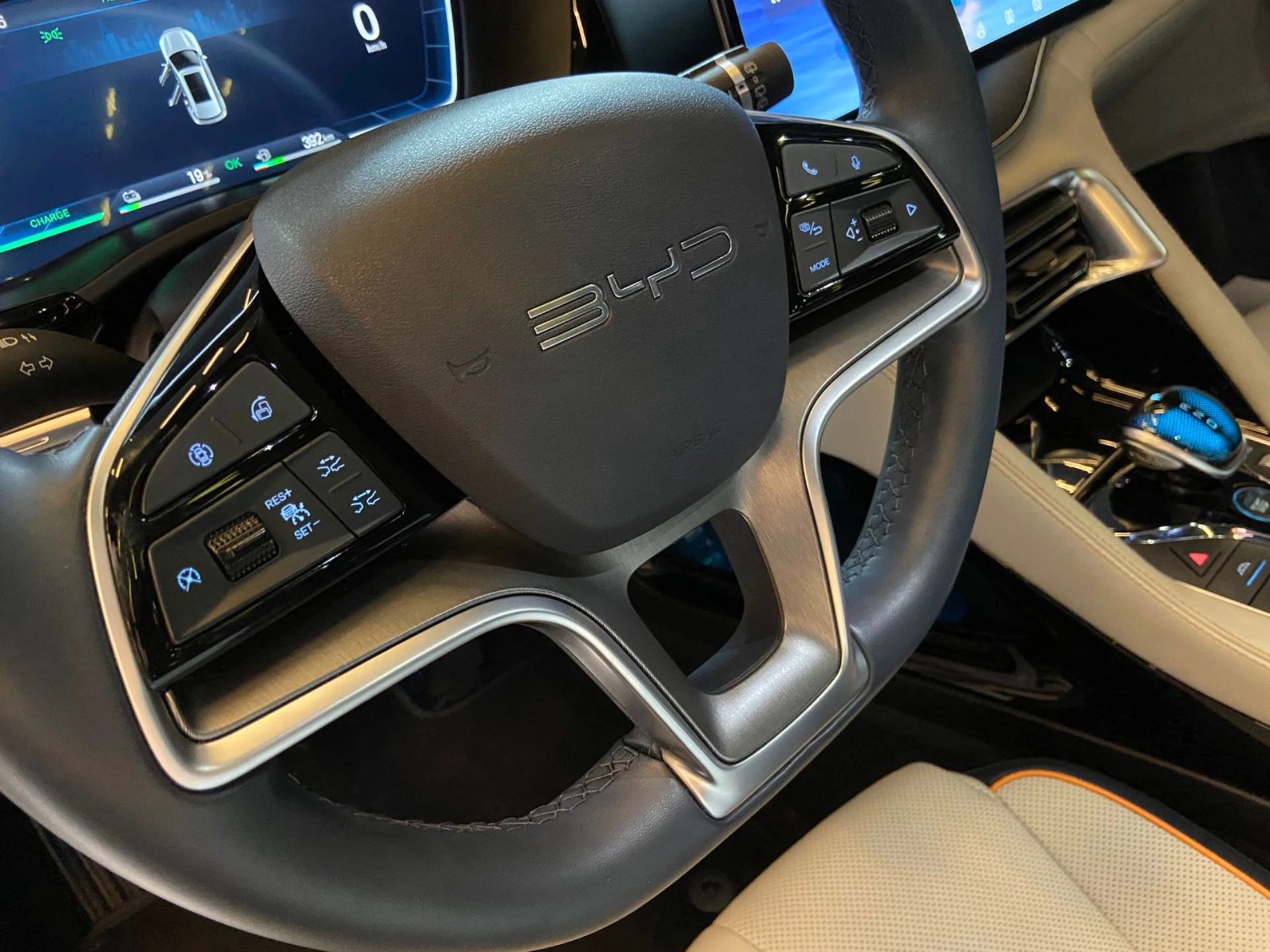 byd SONG PLUS 1.5 DM-I HÍBRIDO AUTOMÁTICO 2025