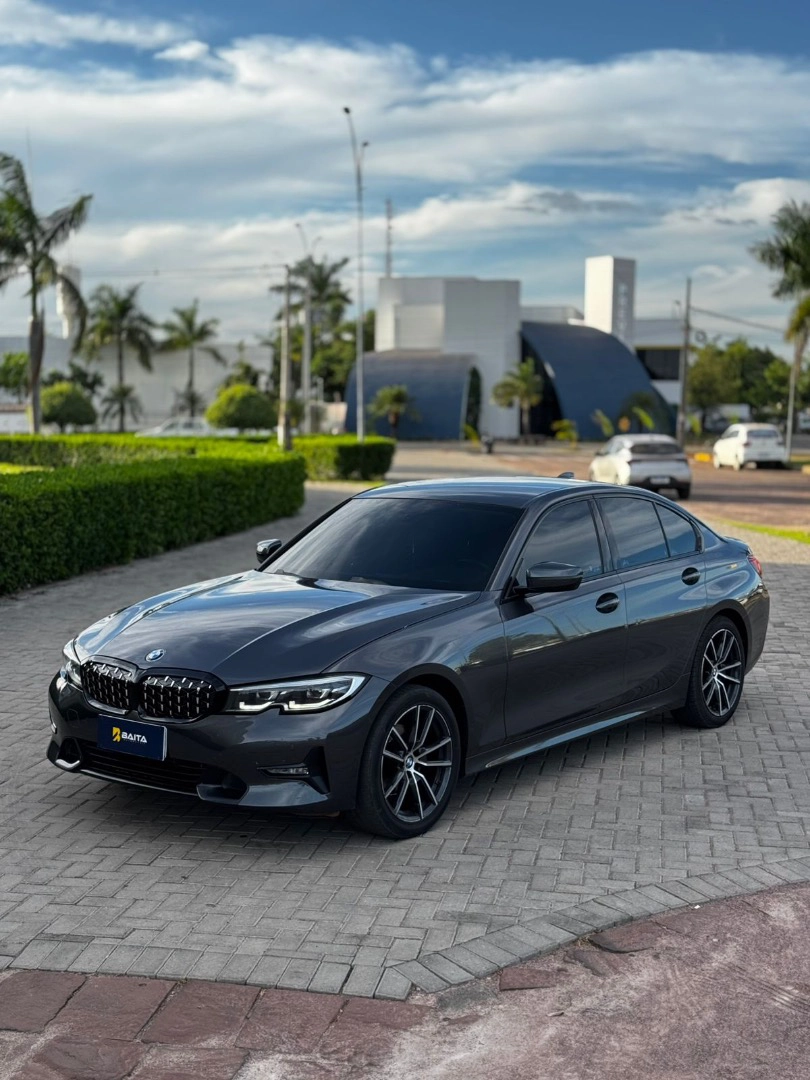 BMW 320I