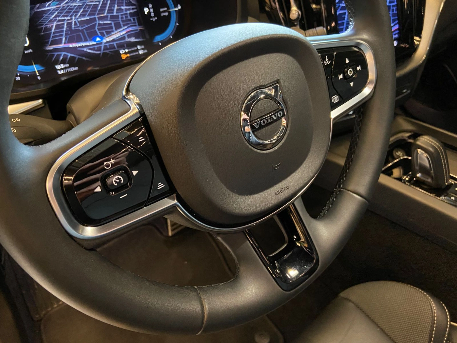 volvo XC60 2.0 T8 RECHARGE R-DESIGN AWD GEARTRONIC 2022