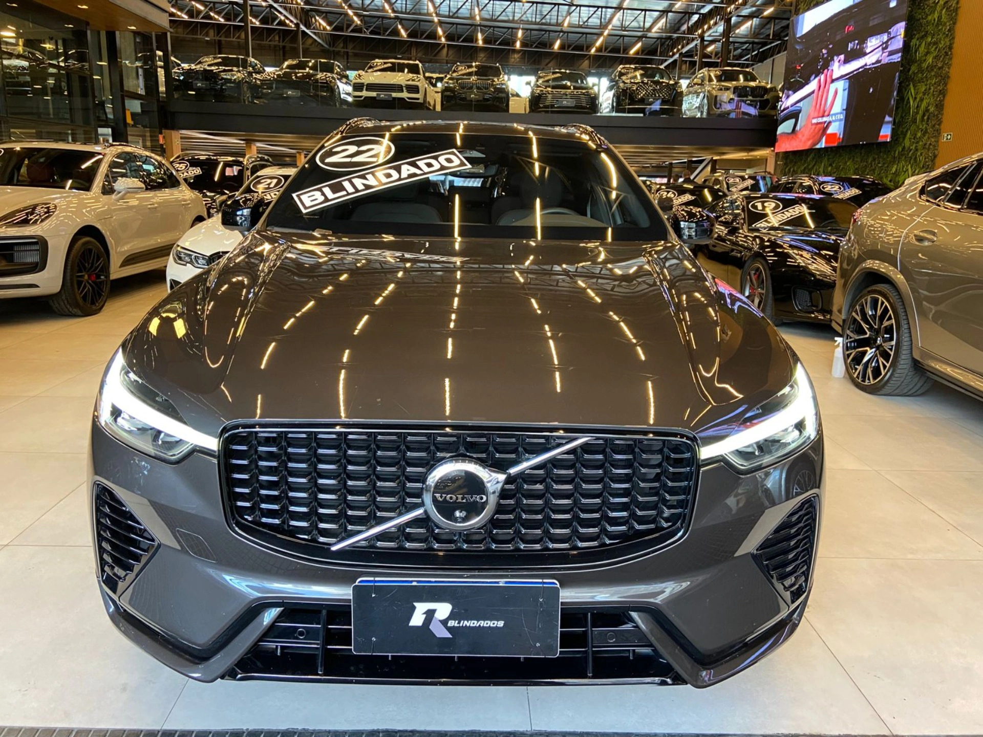 volvo XC60 2.0 T8 RECHARGE R-DESIGN AWD GEARTRONIC 2022