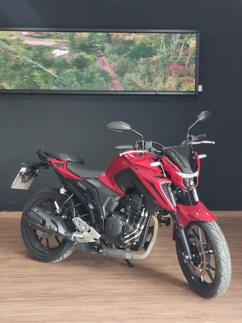 YAMAHA FZ25 FAZER CONNECTED ABS Naked