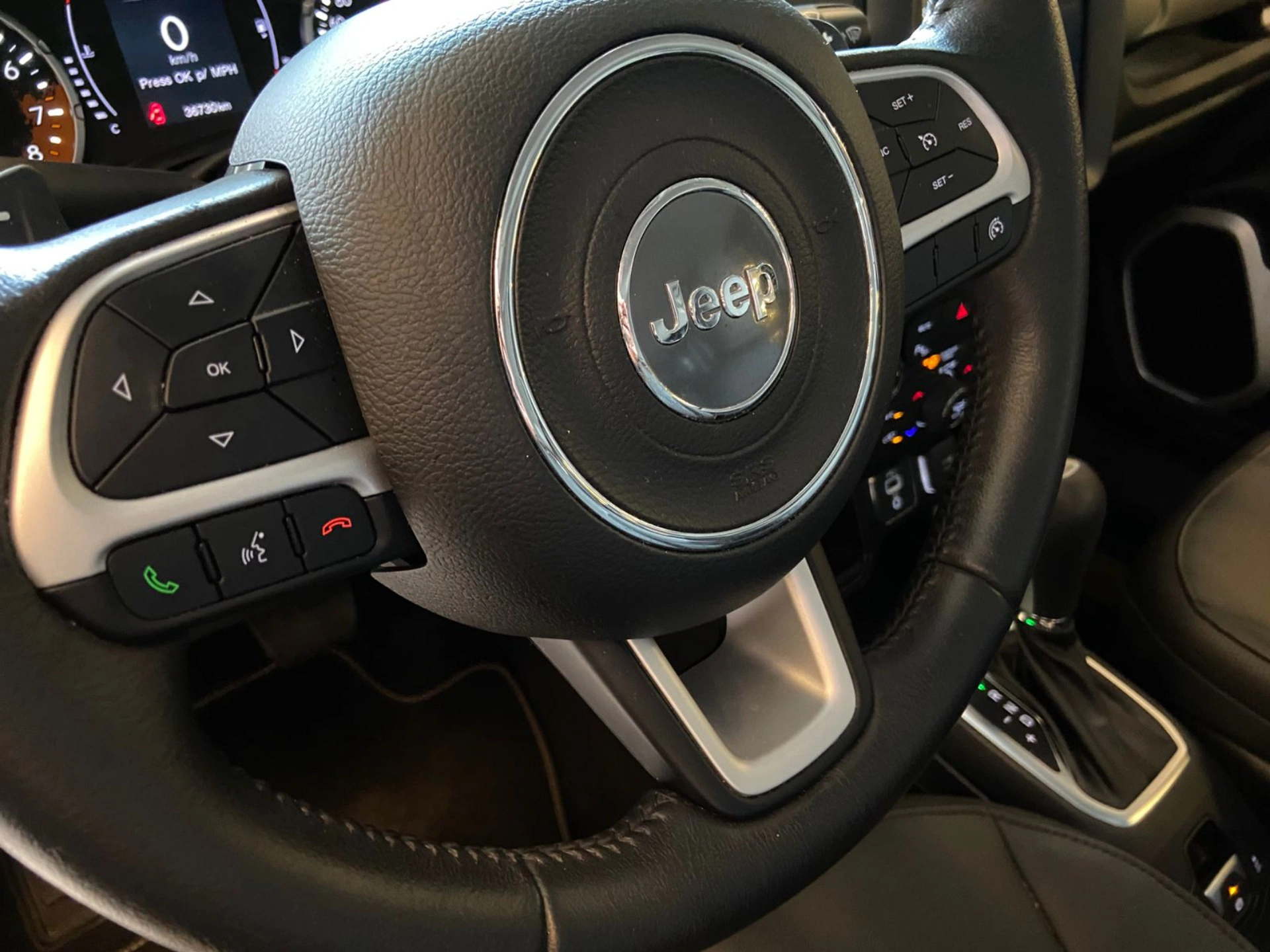 jeep RENEGADE 1.8 16V FLEX LONGITUDE 4P AUTOMÁTICO 2021