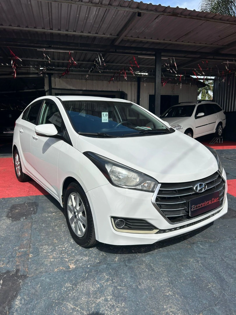 HYUNDAI HB20S 1.0 COMFORT PLUS 12V FLEX 4P MANUAL