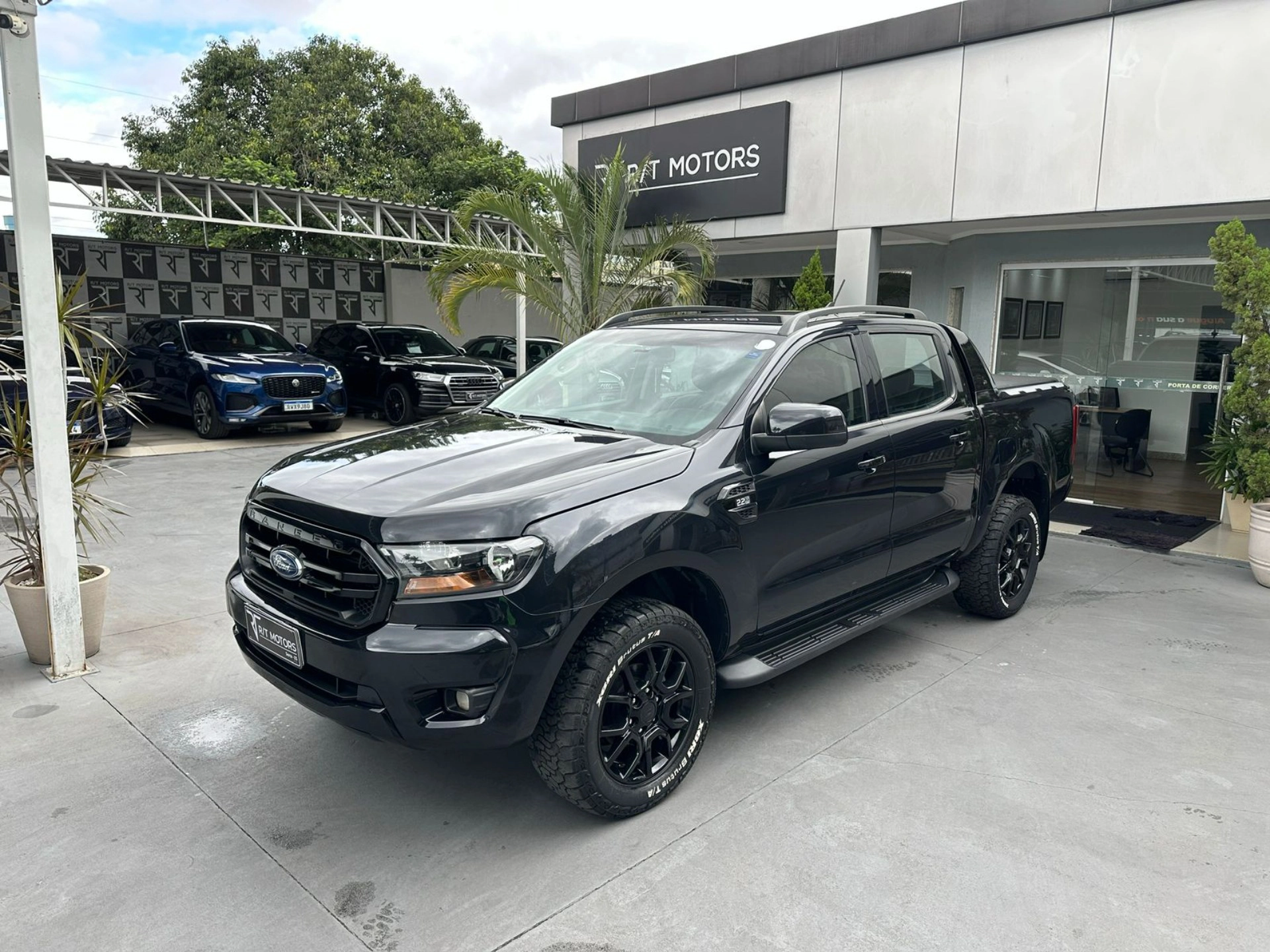 FORD RANGER 2.2 BLACK 4X2 CD 16V DIESEL 4P AUTOMÁTICO