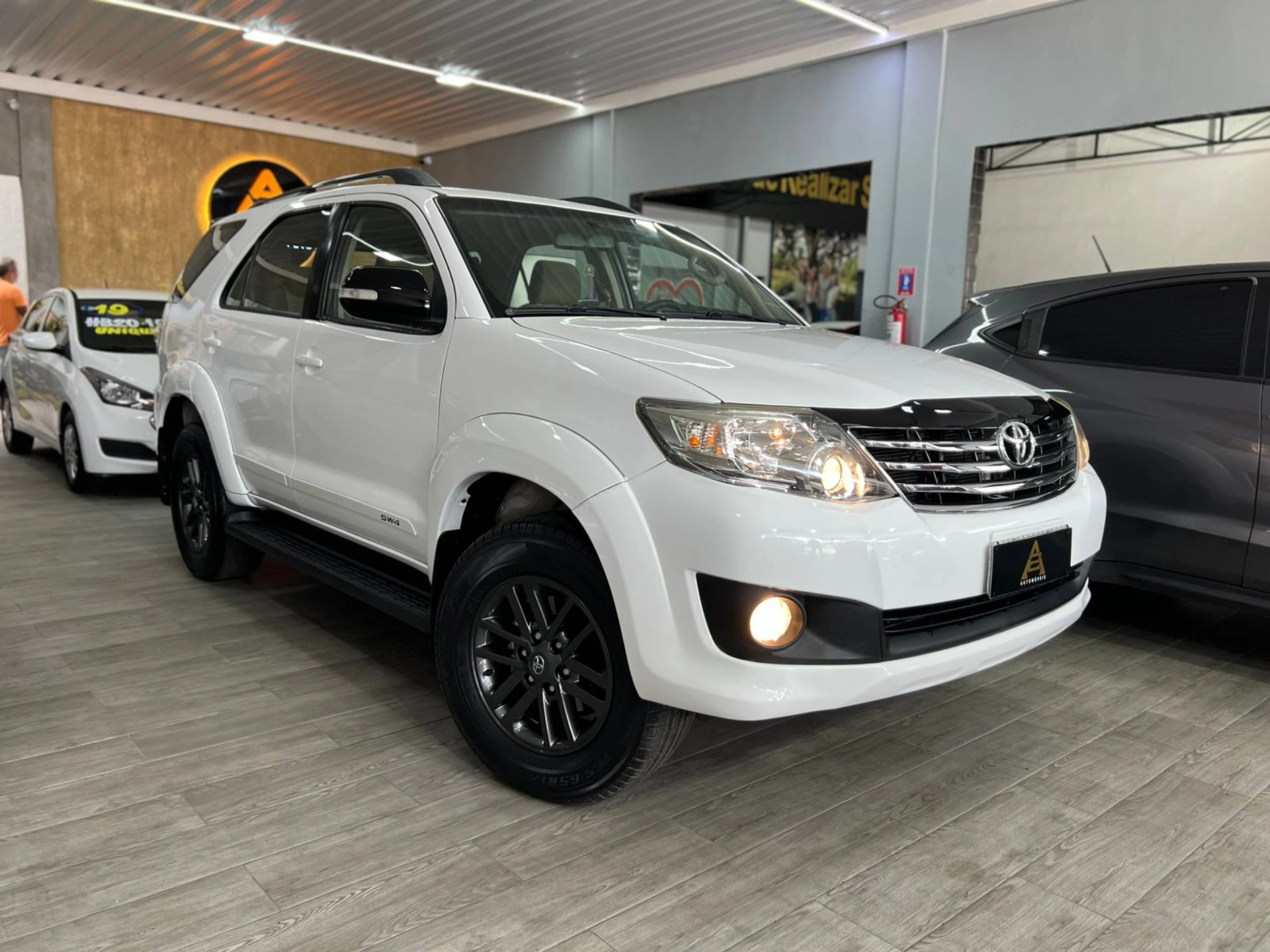 TOYOTA HILUX SW4 2.7 SR 4X2 16V FLEX 4P AUTOMÁTICO