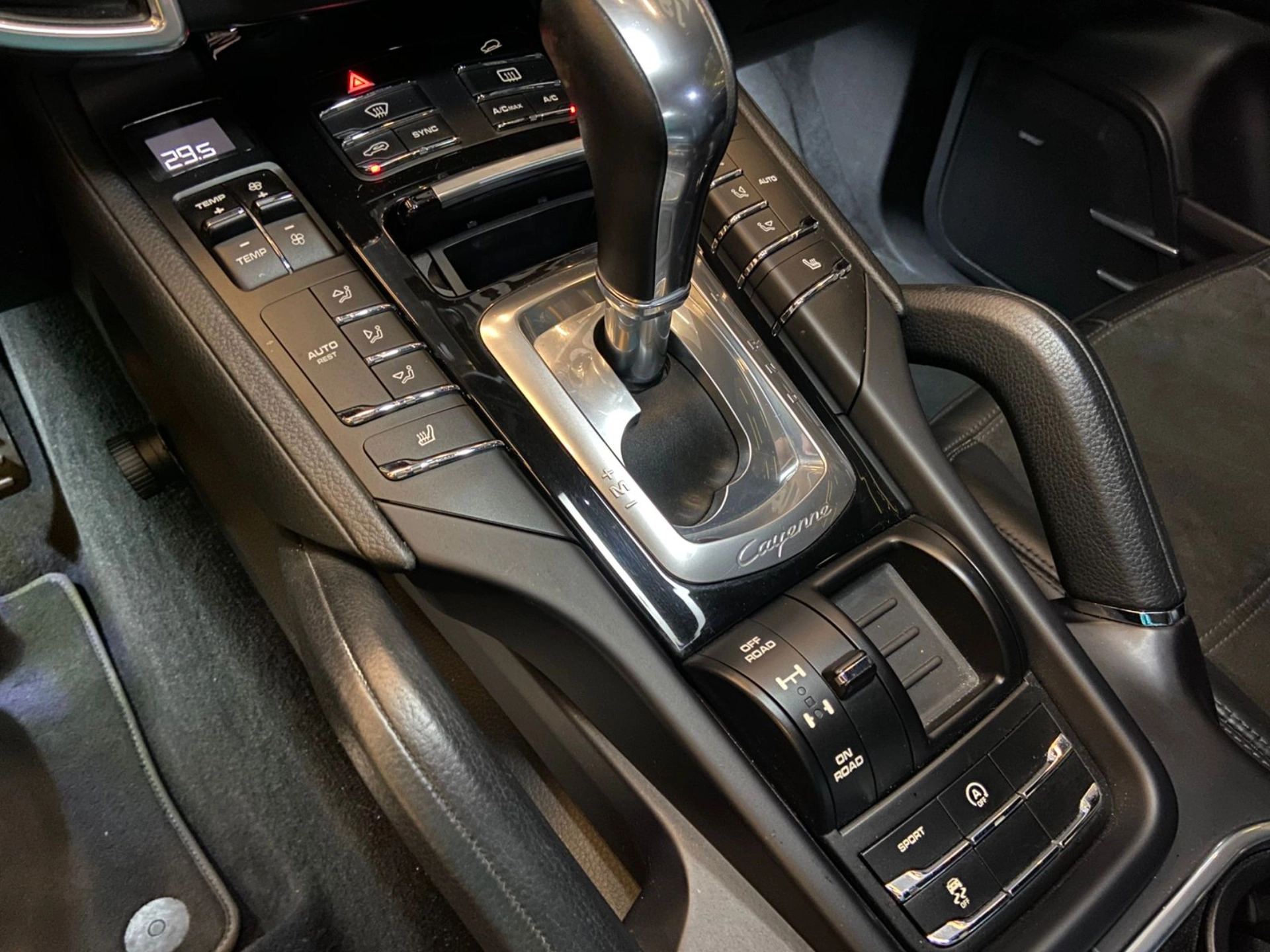 porsche CAYENNE 3.6 PLATINUM EDITION 4X4 V6 24V GASOLINA 4P TIPTRONIC 2018