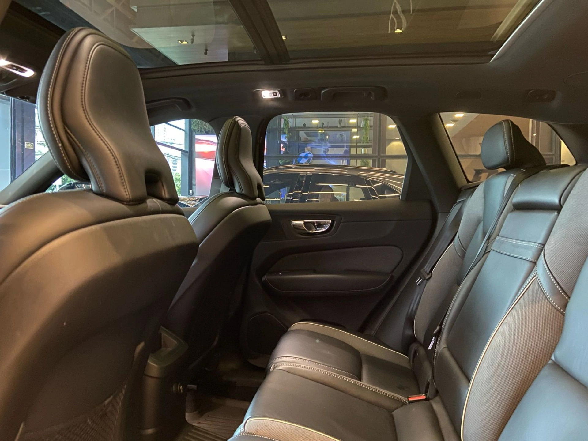 volvo XC60 2.0 T8 HYBRID R-DESIGN AWD GEARTRONIC 2020