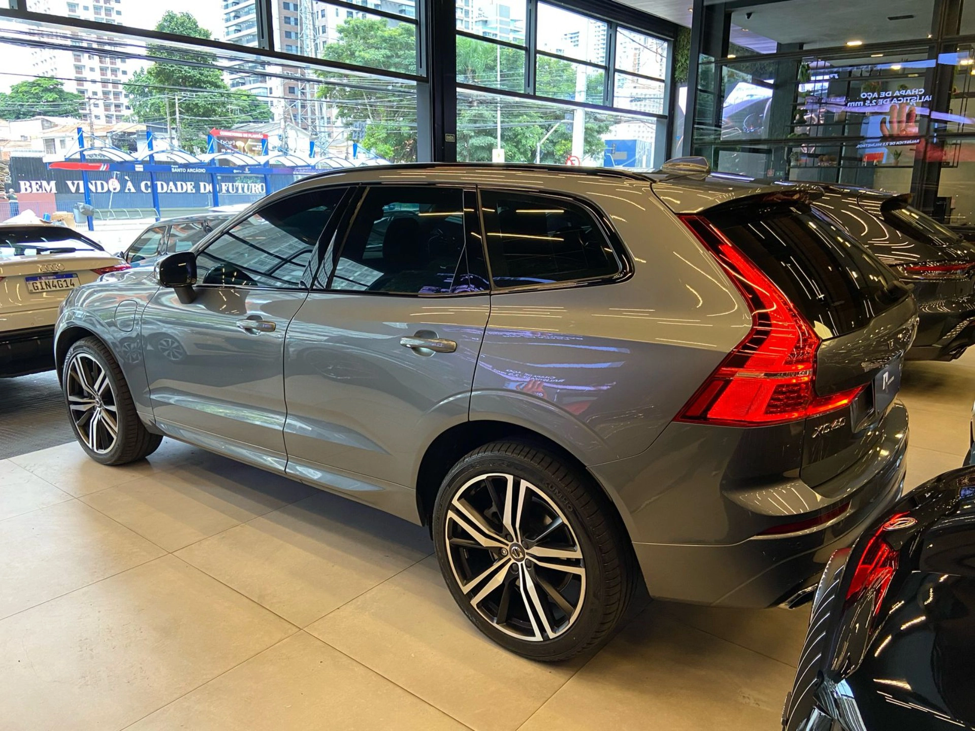 volvo XC60 2.0 T8 HYBRID R-DESIGN AWD GEARTRONIC 2020