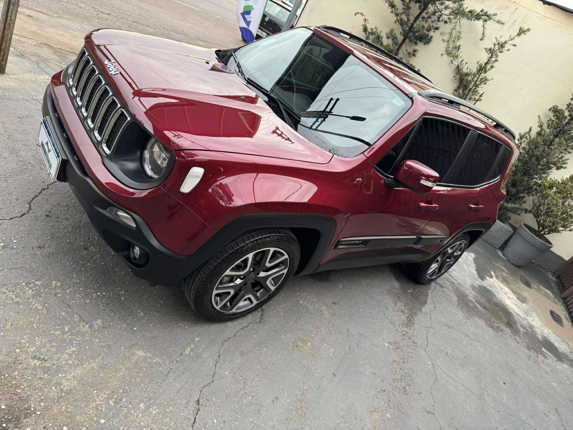 JEEP RENEGADE 1.8 16V FLEX LONGITUDE 4P AUTOMÁTICO