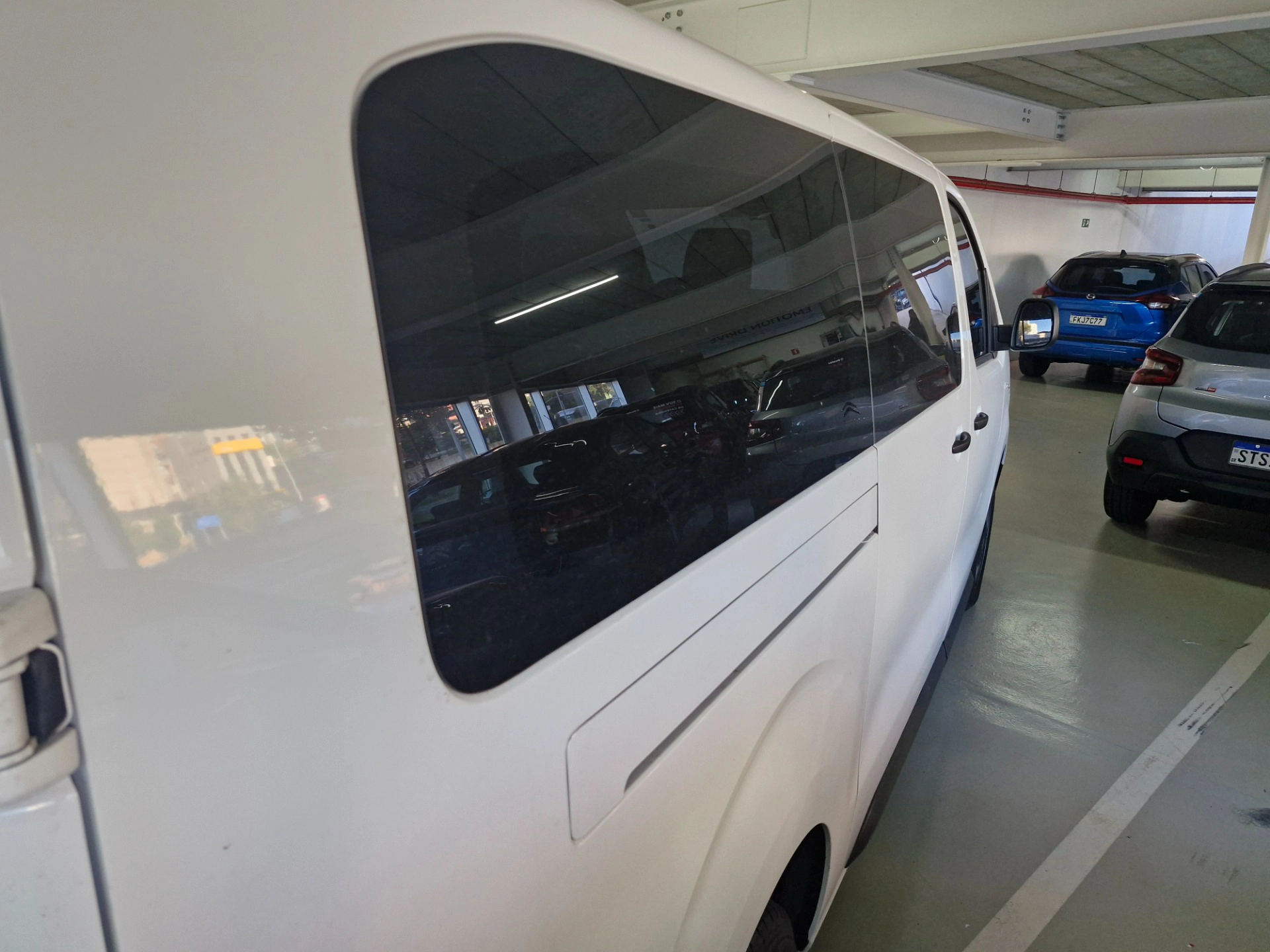PEUGEOT-EXPERT-1.5 BLUEHDI DIESEL VITRE MANUAL
