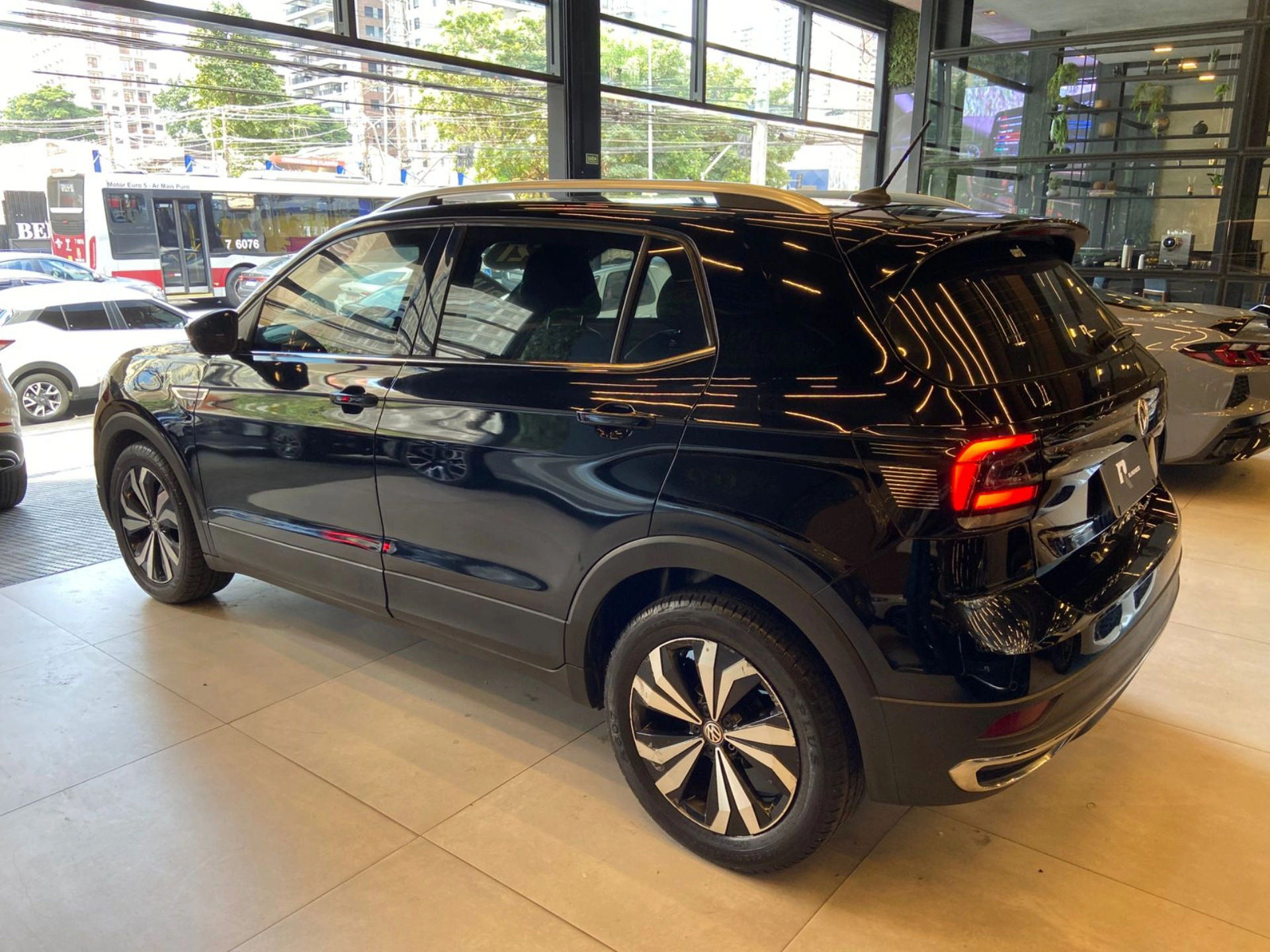 volkswagen T-CROSS 1.4 250 TSI TOTAL FLEX HIGHLINE AUTOMÁTICO 2021