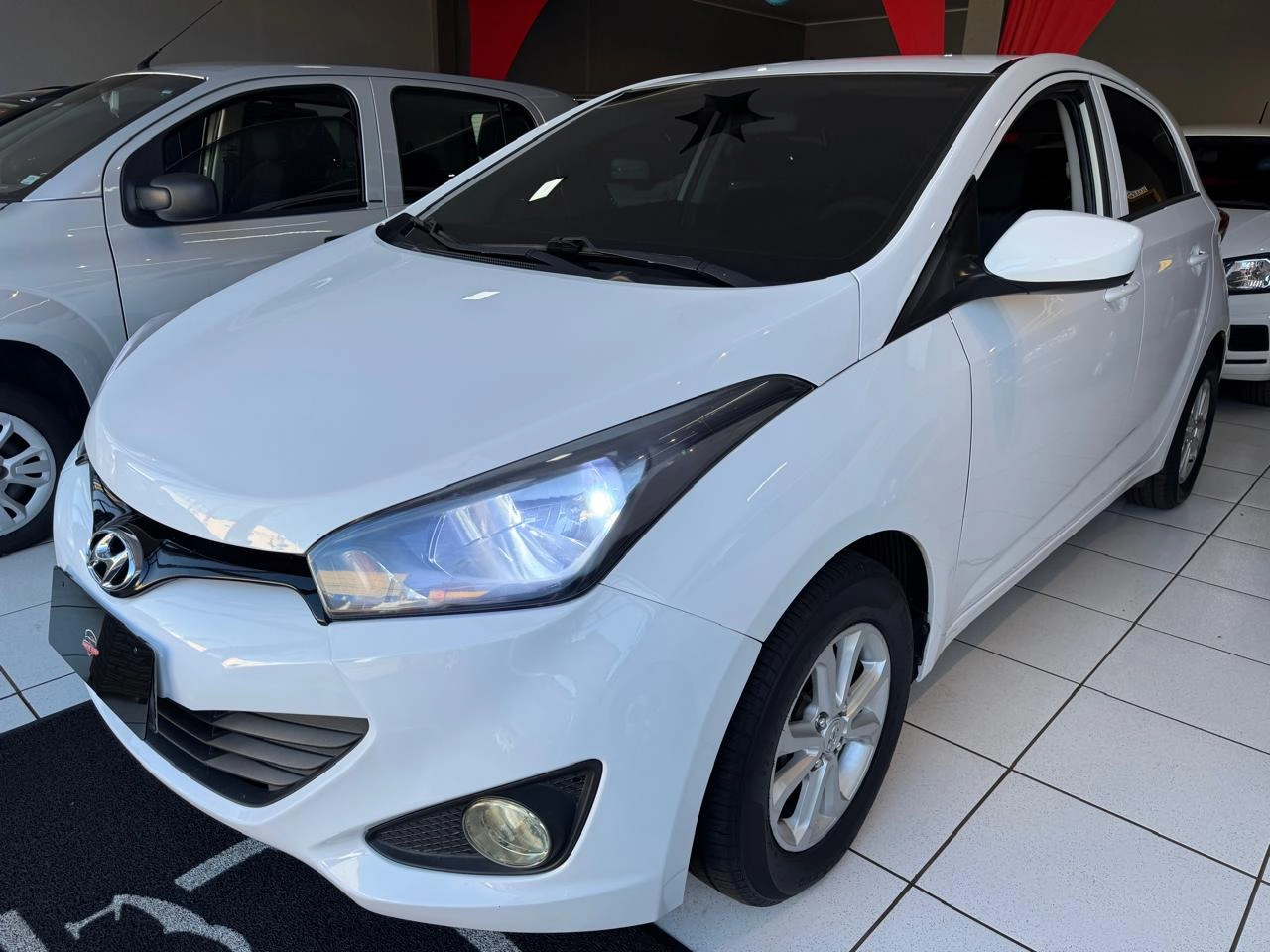 HYUNDAI HB20 1.0 COMFORT PLUS 12V FLEX 4P MANUAL