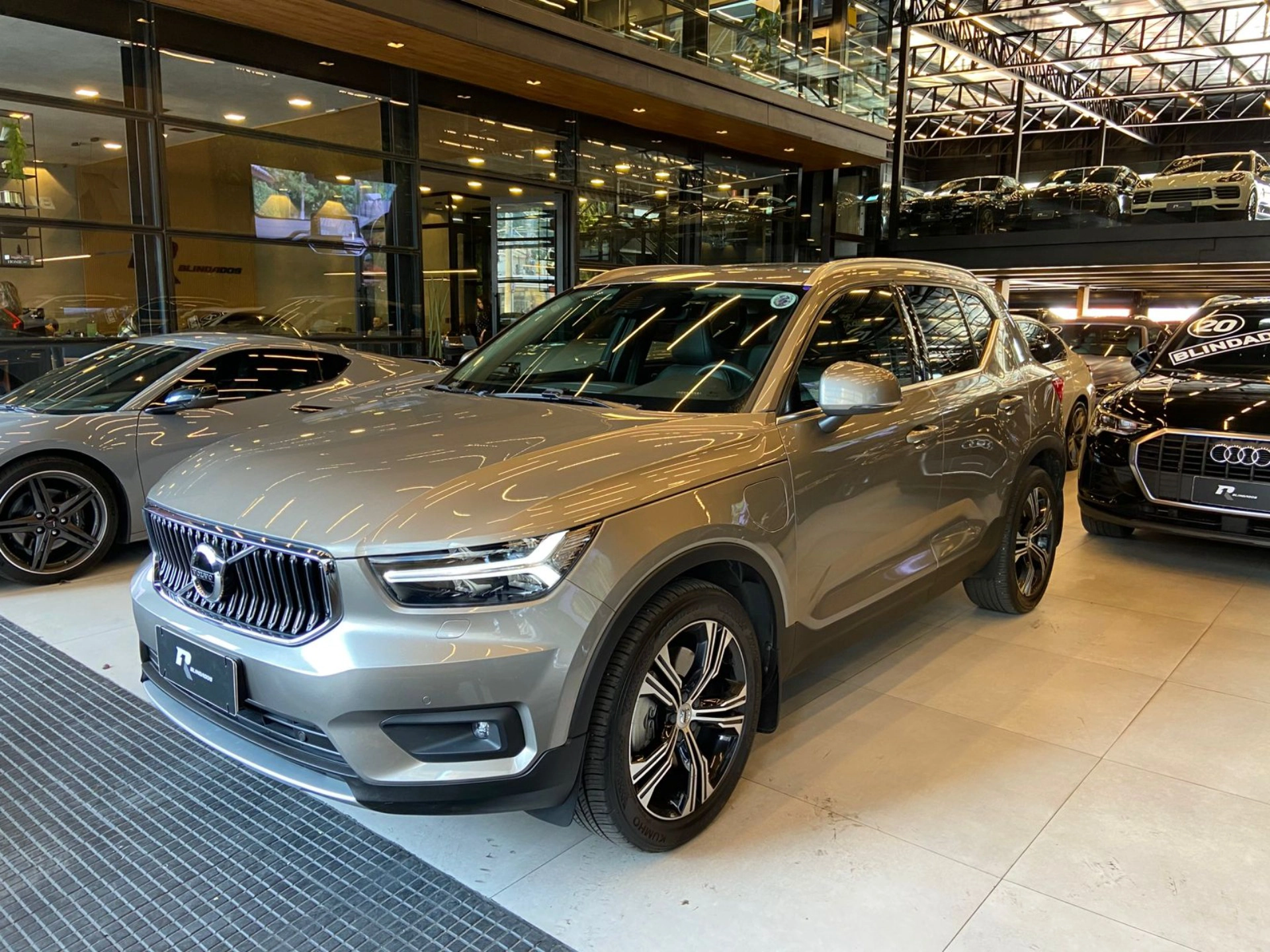 volvo XC40 1.5 T5 RECHARGE INSCRIPTION GEARTRONIC 2021 volvo XC40 1.5 T5 RECHARGE INSCRIPTION GEARTRONIC 2021