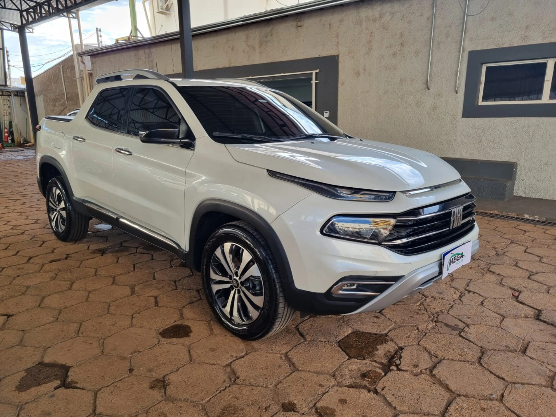 FIAT TORO 2.0 16V TURBO DIESEL VOLCANO 4WD AT9