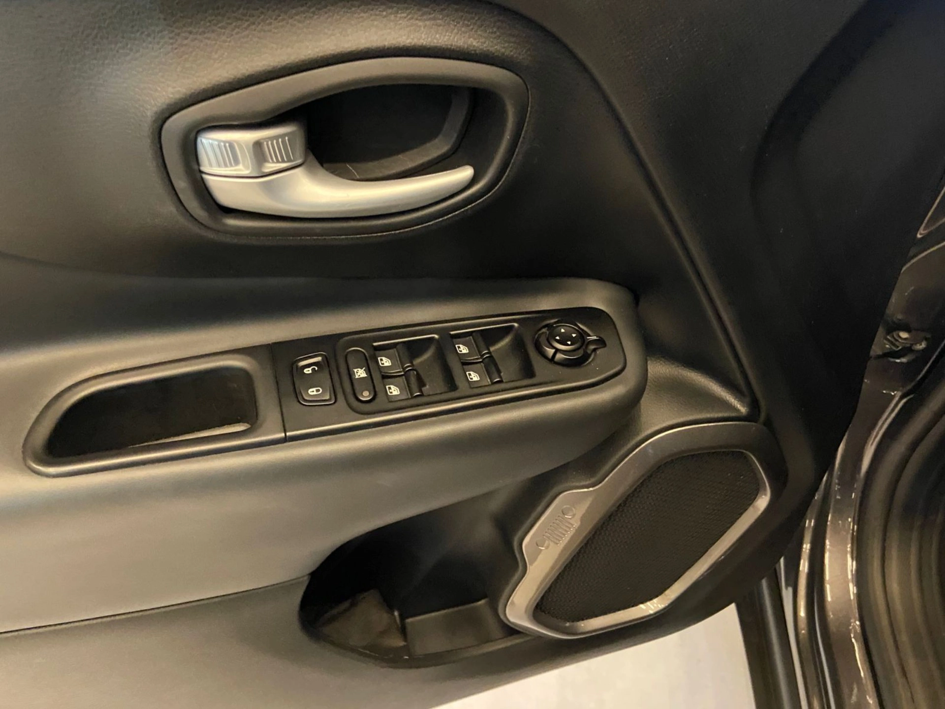 jeep RENEGADE 1.3 T270 TURBO FLEX LONGITUDE AT6 2023