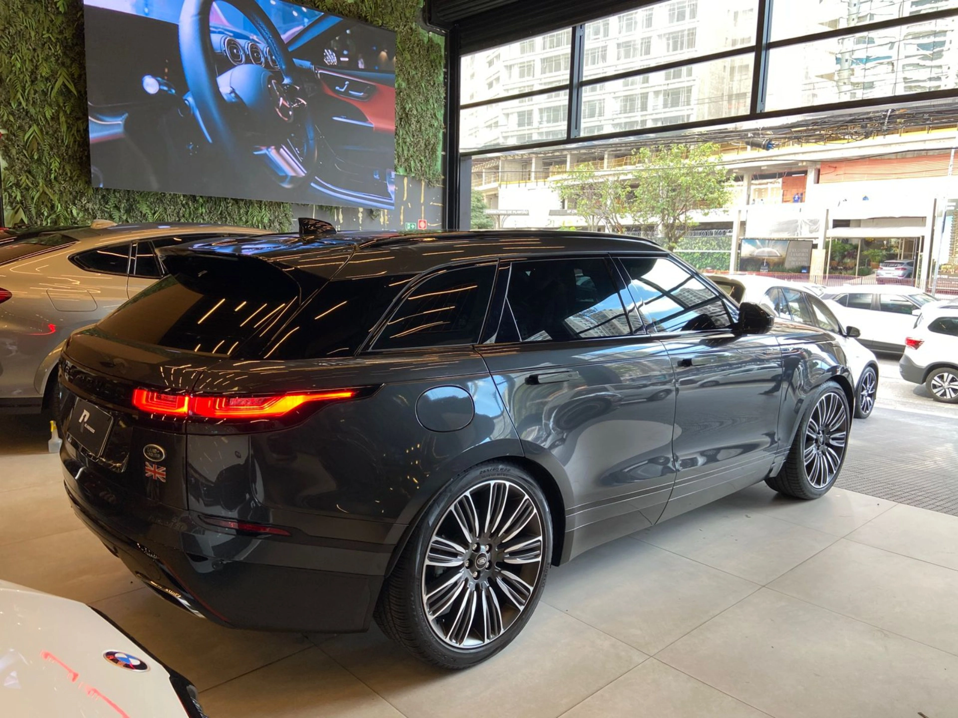 land rover RANGE ROVER VELAR 3.0 P340 GASOLINA R-DYNAMIC HSE AUTOMÁTICO 2023