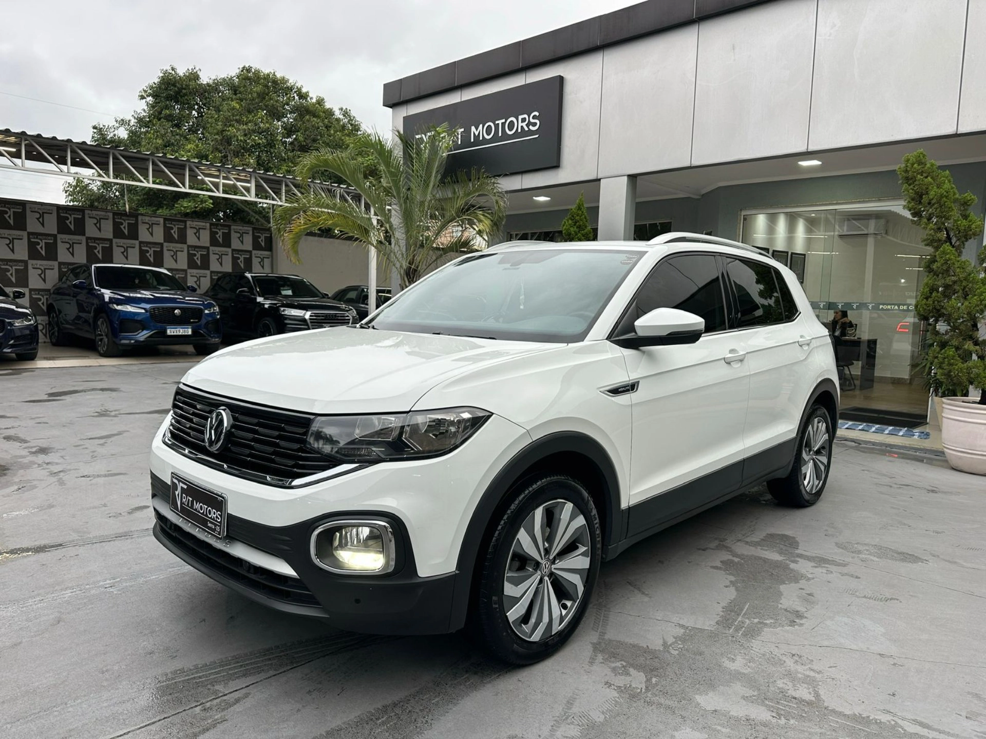 VOLKSWAGEN T-CROSS 1.4 250 TSI TOTAL FLEX HIGHLINE AUTOMÁTICO