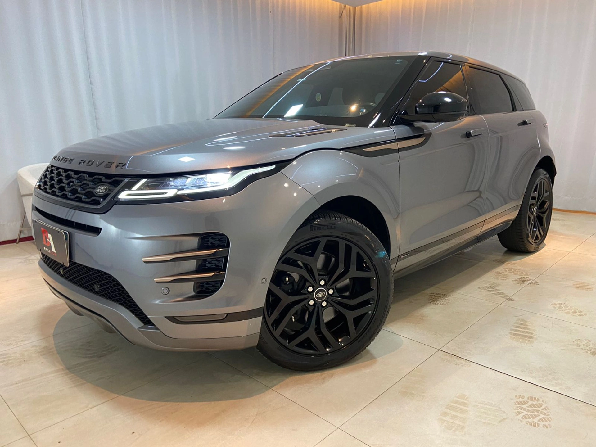 LAND ROVER RANGE ROVER EVOQUE 2.0 P250 FLEX R-DYNAMIC SE AWD AUTOMÁTICO