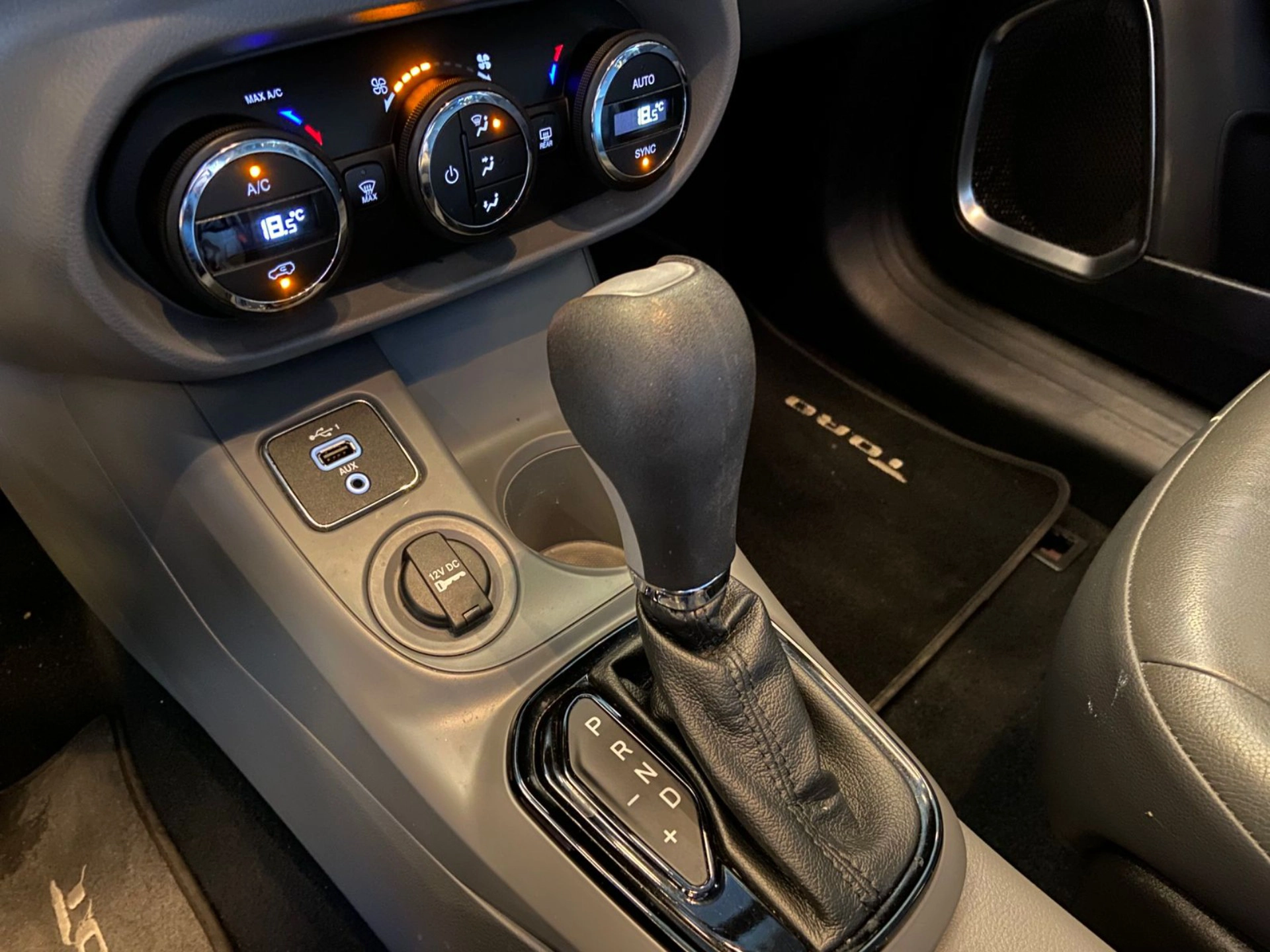 fiat TORO 2.4 16V MULTIAIR FLEX VOLCANO AT9 2020