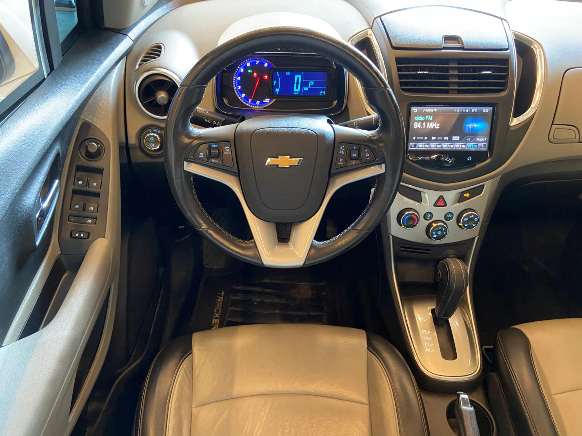 chevrolet TRACKER 1.8 MPFI LTZ 4X2 16V FLEX 4P AUTOMÁTICO 2014