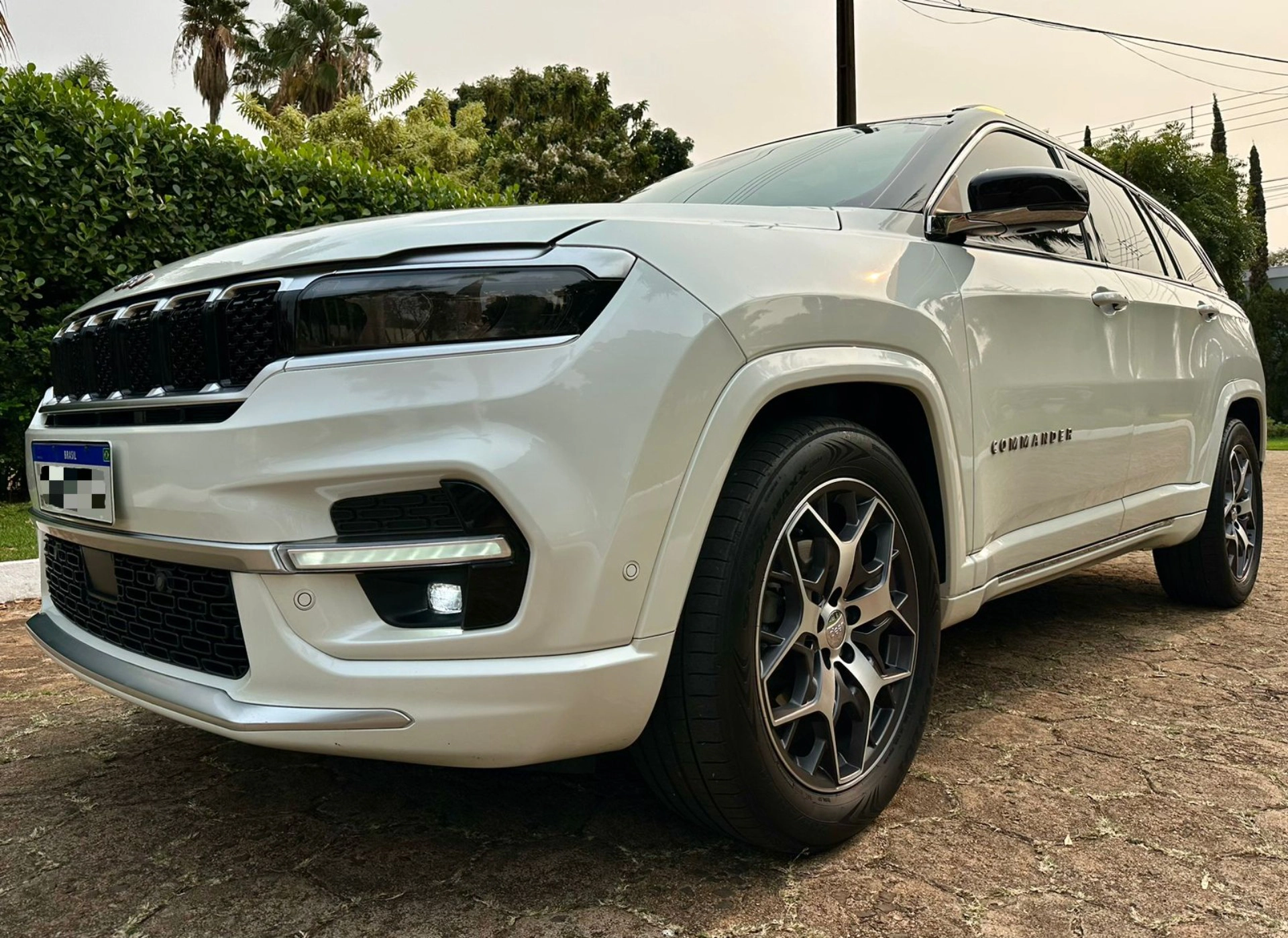 JEEP COMMANDER 1.3 T270 TURBO FLEX OVERLAND AT6