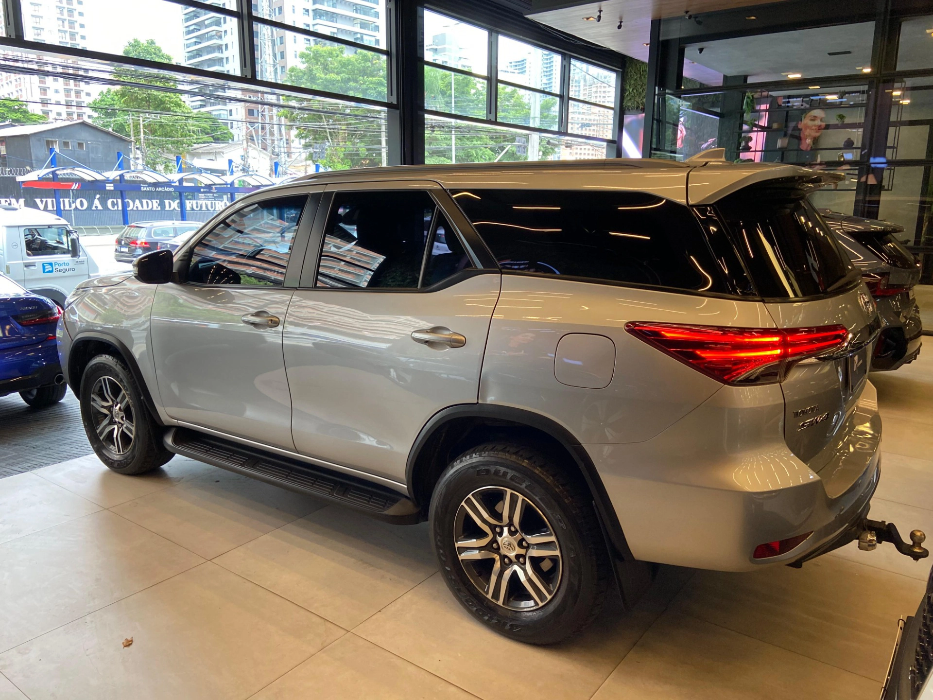 toyota HILUX SW4 2.7 SR 7 LUGARES 4X2 16V FLEX 4P AUTOMÁTICO 2017