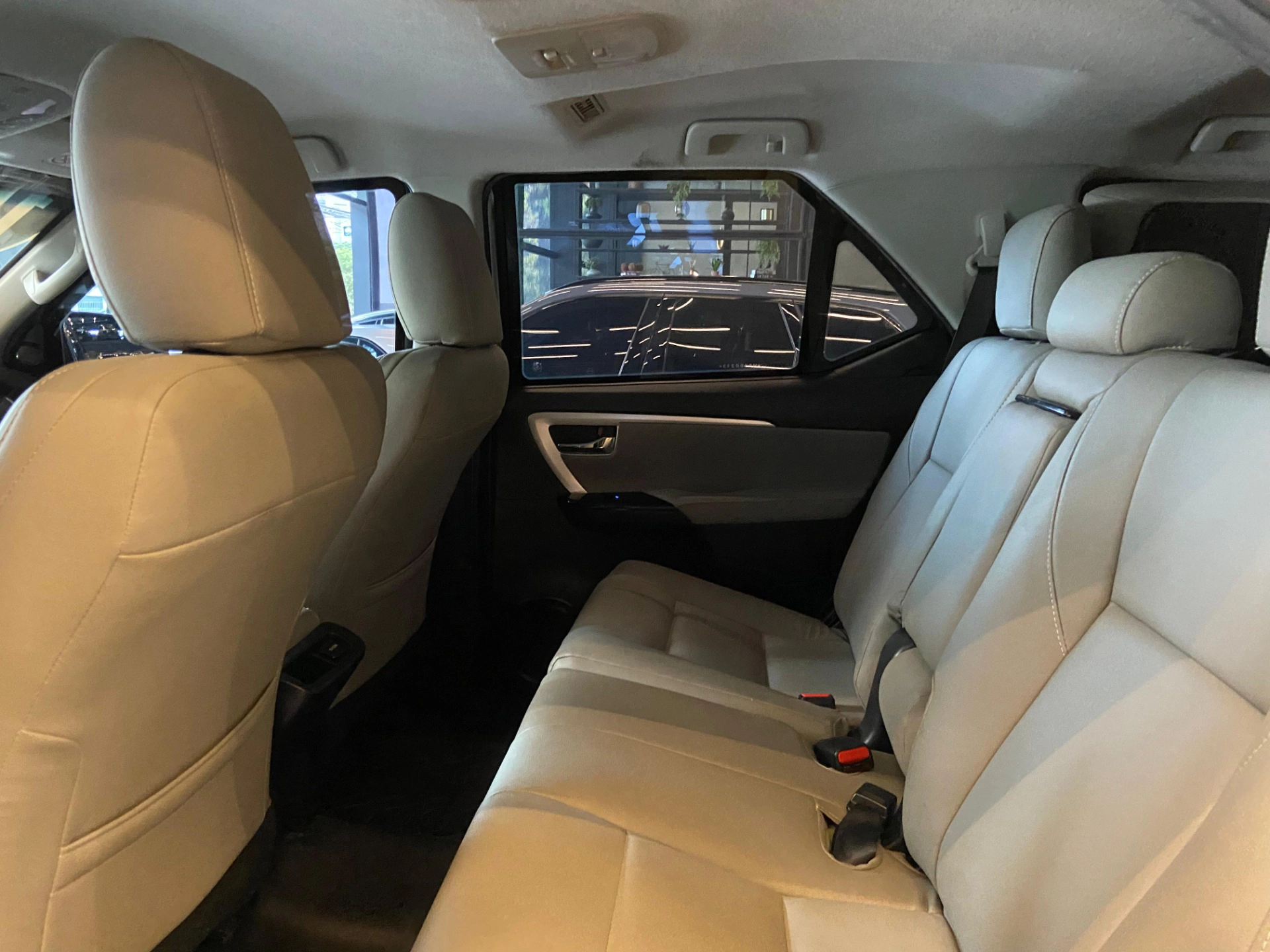 toyota HILUX SW4 2.7 SR 7 LUGARES 4X2 16V FLEX 4P AUTOMÁTICO 2017
