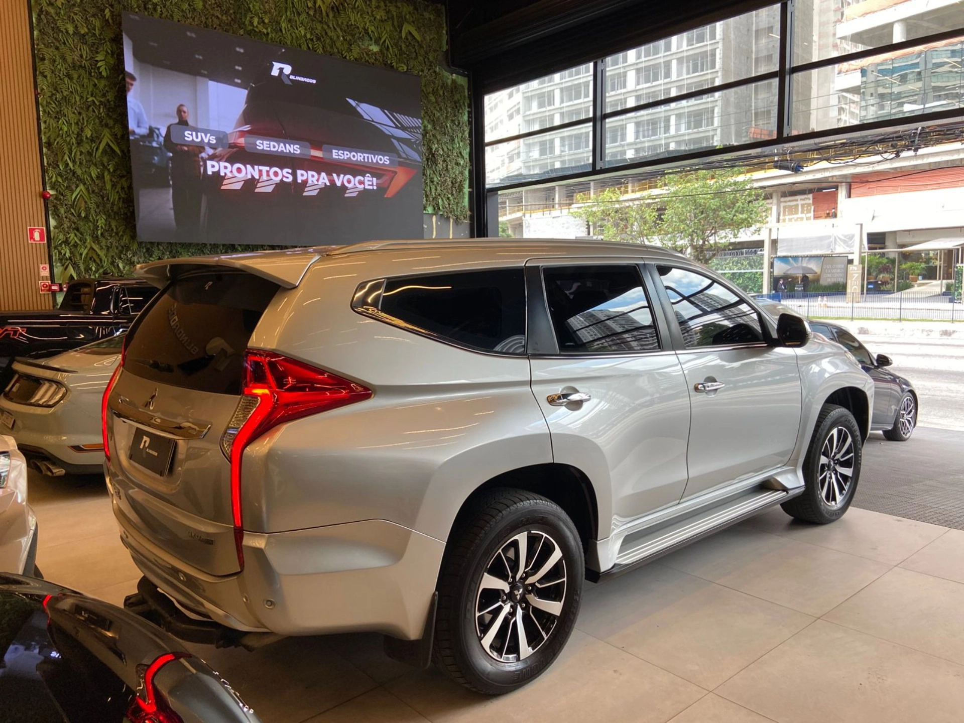 mitsubishi PAJERO SPORT 2.4 16V MIVEC TURBO DIESEL HPE AWD AUTOMÁTICO 2020