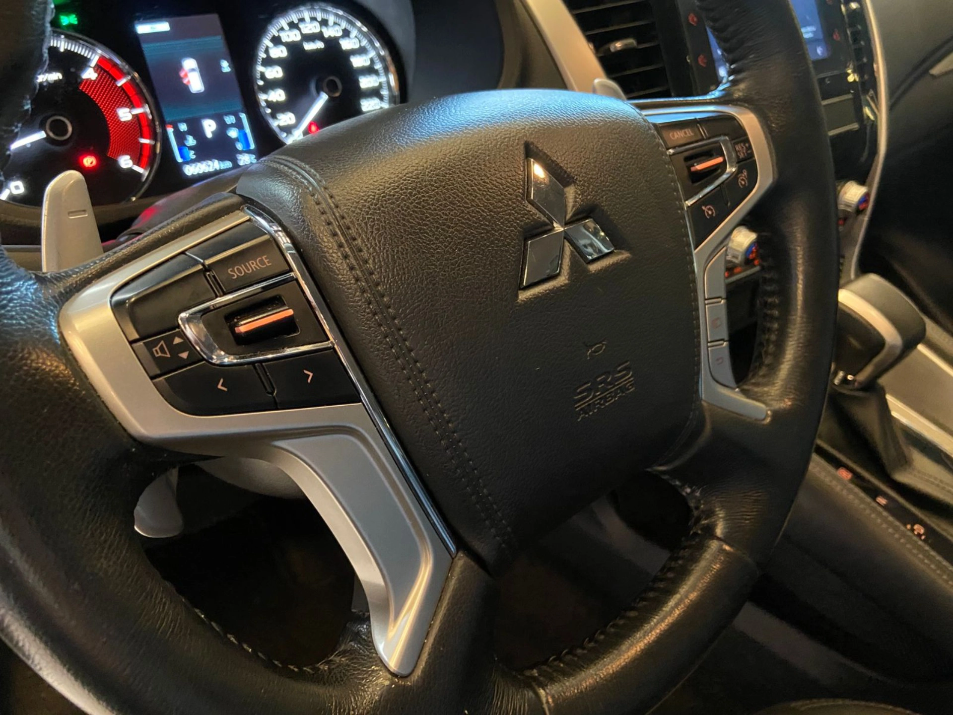 mitsubishi PAJERO SPORT 2.4 16V MIVEC TURBO DIESEL HPE AWD AUTOMÁTICO 2021