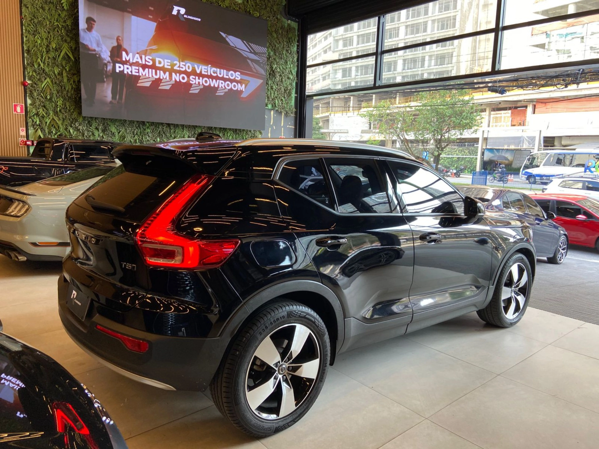 volvo XC40 2.0 T5 GASOLINA MOMENTUM AWD GEARTRONIC 2020