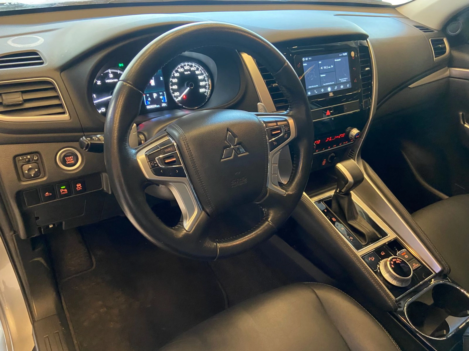 mitsubishi PAJERO SPORT 2.4 16V MIVEC TURBO DIESEL HPE AWD AUTOMÁTICO 2021