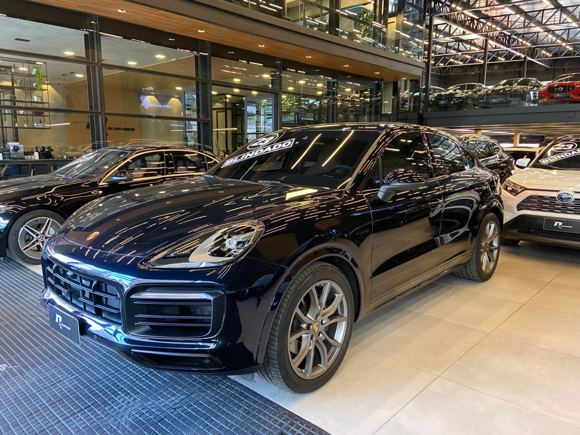 porsche CAYENNE 3.0 V6 E-HYBRID COUPÉ PLATINUM EDITION AWD TIPTRONIC S 2023