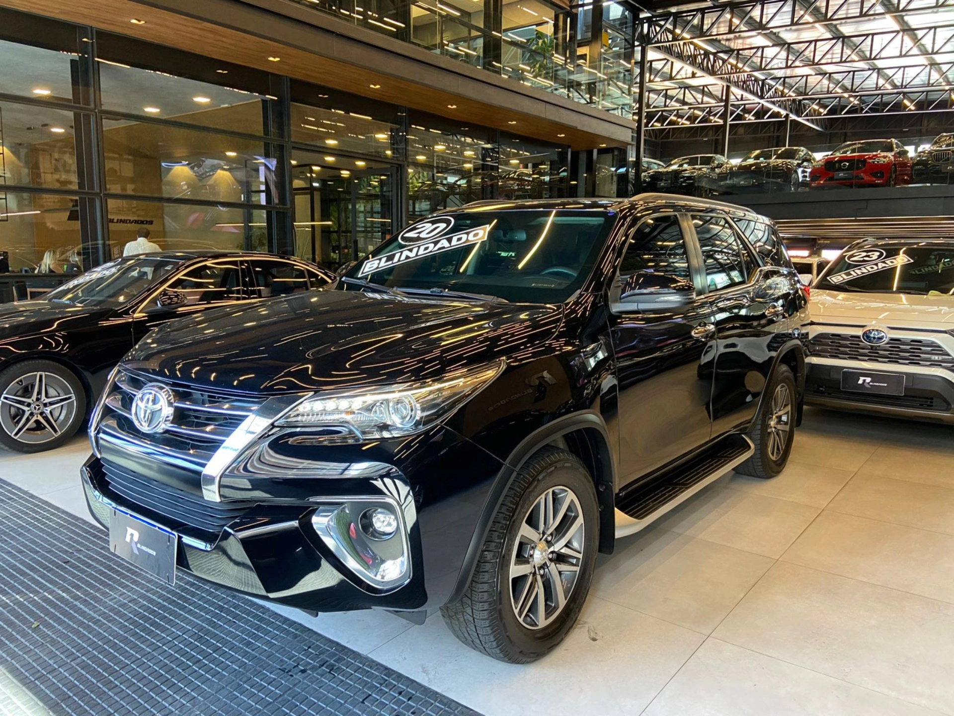 toyota HILUX SW4 2.8 SRX 4X4 7 LUGARES 16V TURBO INTERCOOLER DIESEL 4P AUTOMÁTICO 2020